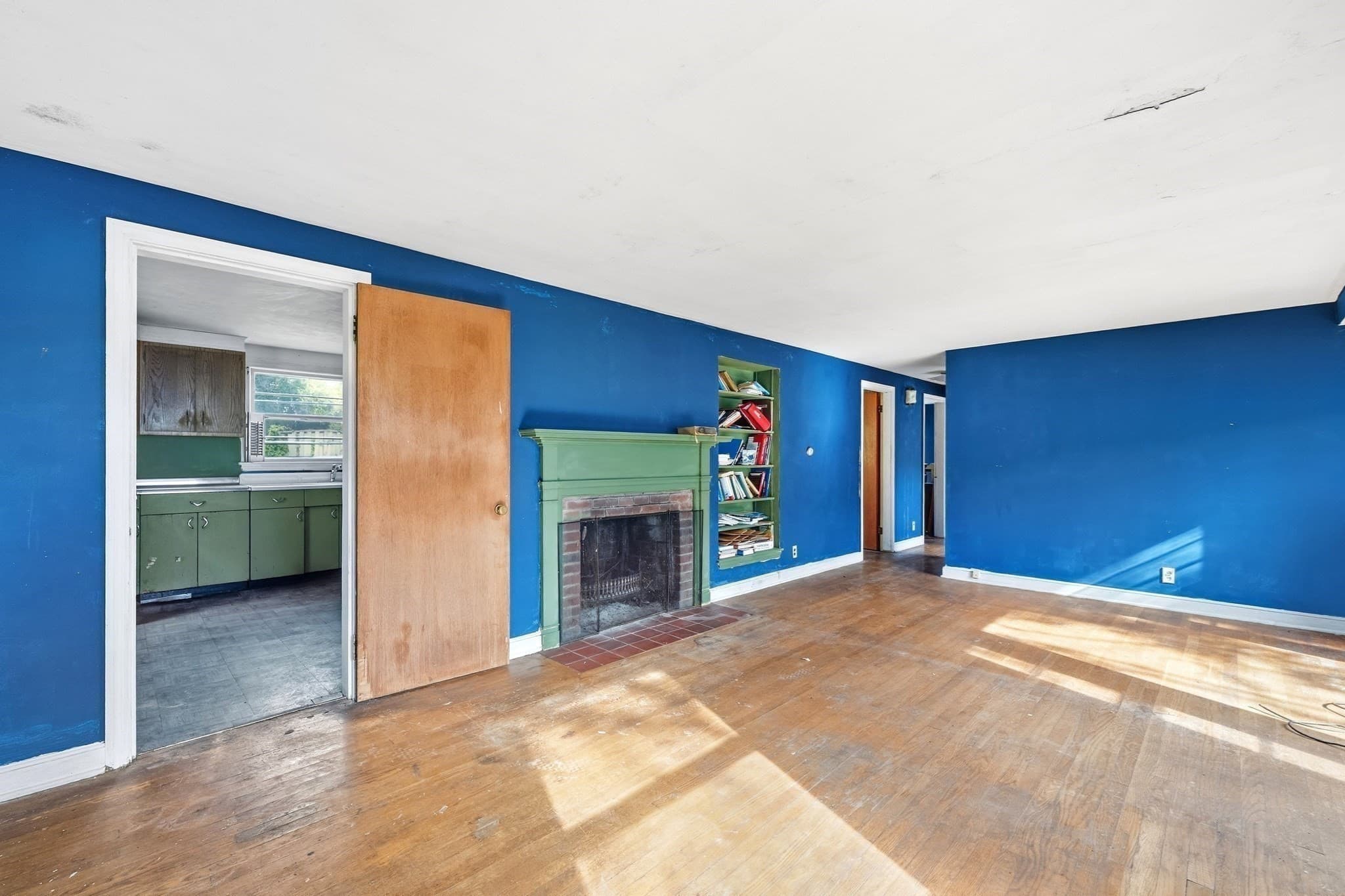 Single Family Residence at 19 Water Terrace, Marlborough MA 01752, Marlborough, photo 13 of 23