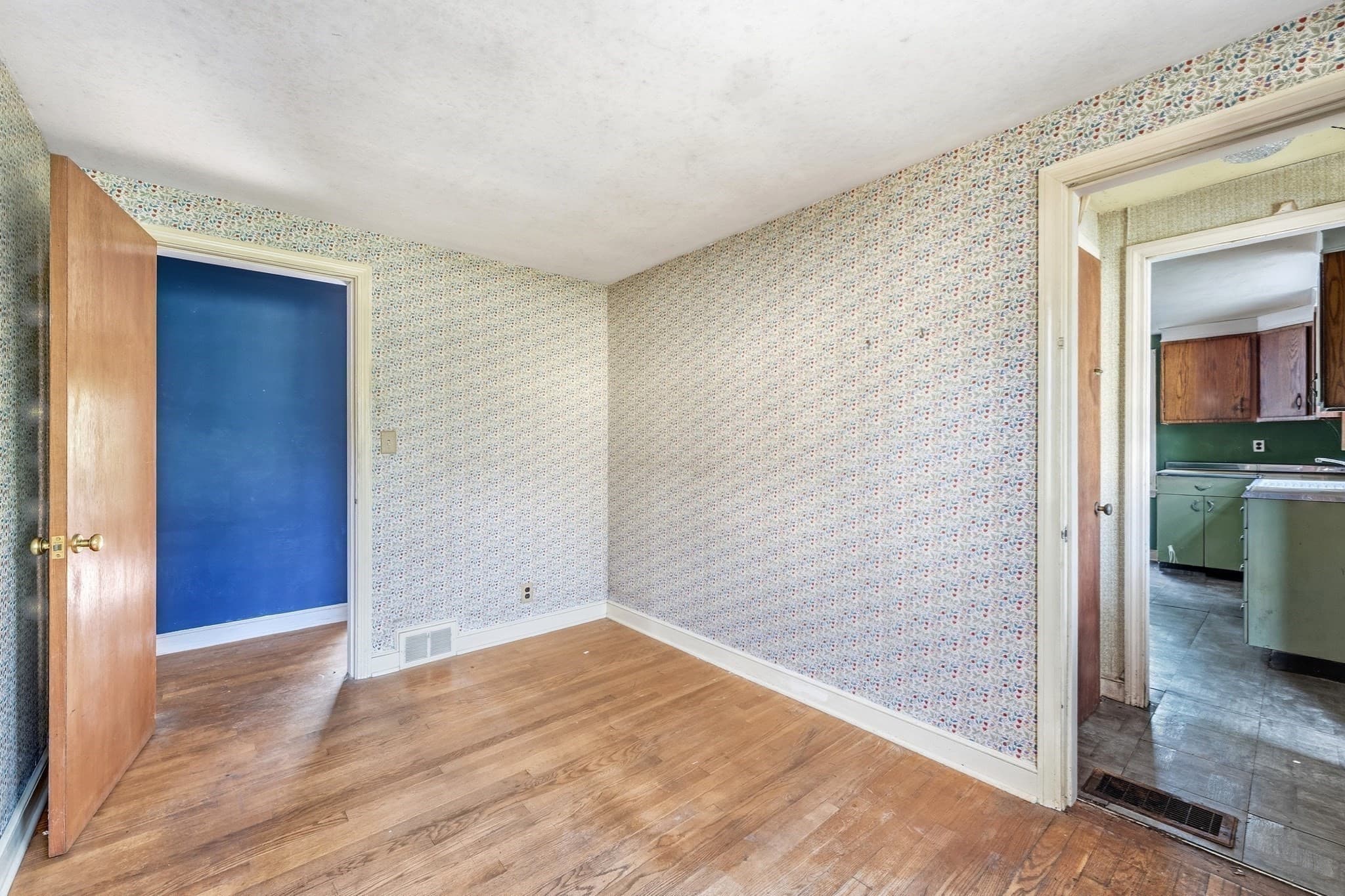Single Family Residence at 19 Water Terrace, Marlborough MA 01752, Marlborough, photo 16 of 23