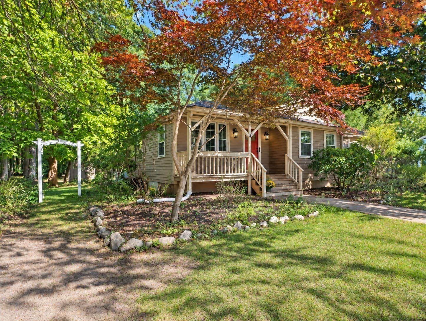 Single Family Residence at 17 N Washington St, Norton MA 02766, Norton, photo 2 of 42