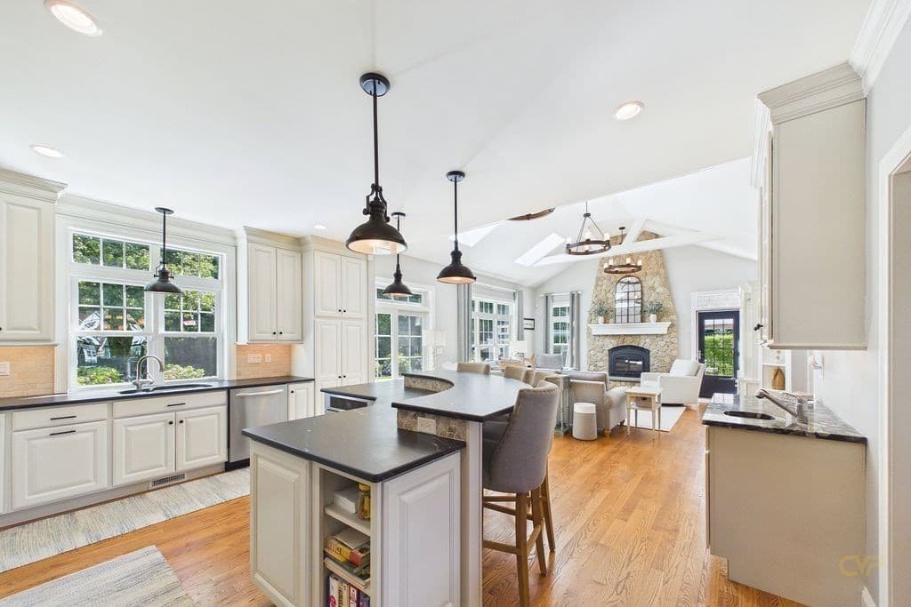 Single Family Residence at 8 Park Pl., Mattapoisett MA 02739, Mattapoisett, photo 23 of 38
