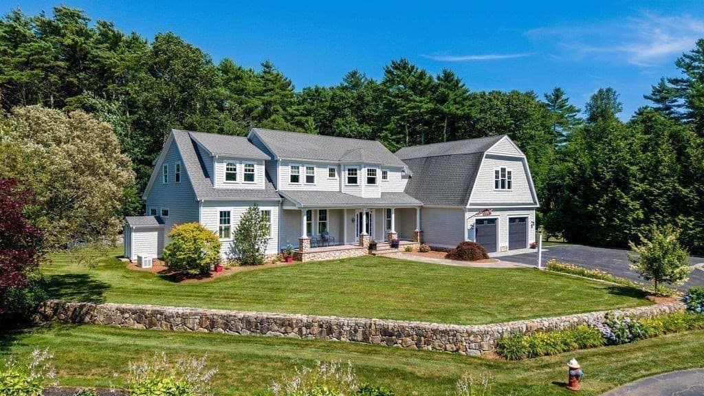 Single Family Residence at 8 Park Pl., Mattapoisett MA 02739, Mattapoisett, photo 38 of 38