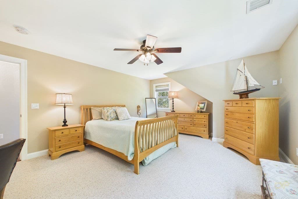 Single Family Residence at 8 Park Pl., Mattapoisett MA 02739, Mattapoisett, photo 31 of 38