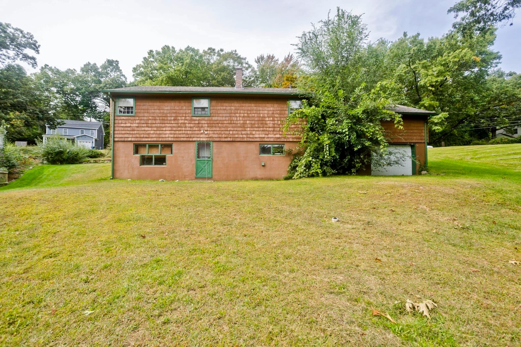 Single Family Residence at 290 Morton St, West Springfield MA 01089, West Springfield, photo 3 of 24