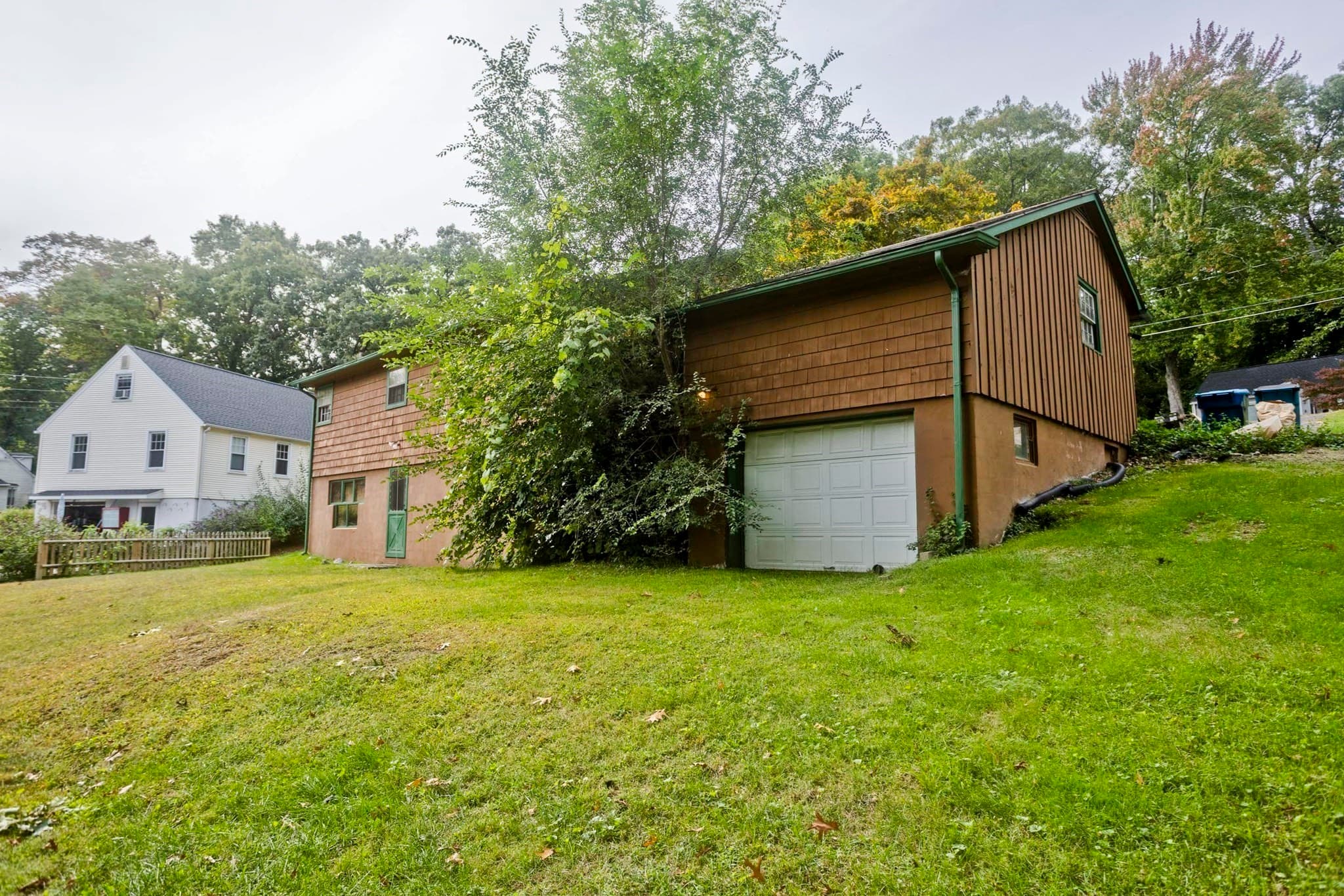 Single Family Residence at 290 Morton St, West Springfield MA 01089, West Springfield, photo 4 of 24