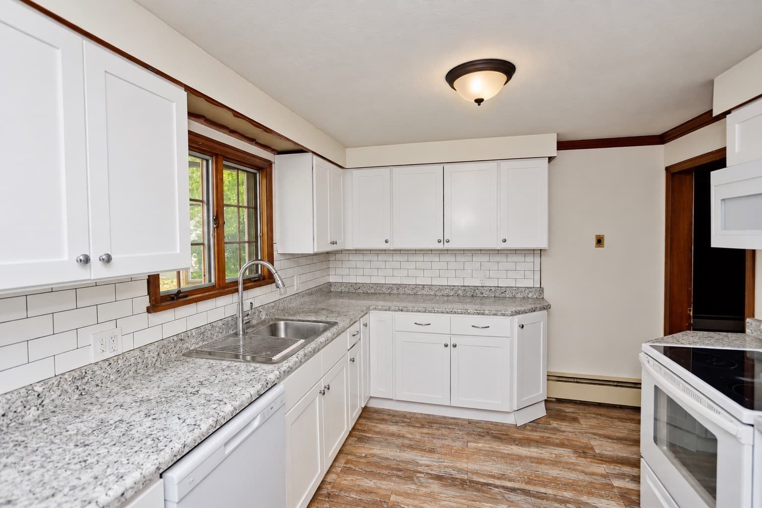 Single Family Residence at 290 Morton St, West Springfield MA 01089, West Springfield, photo 8 of 24