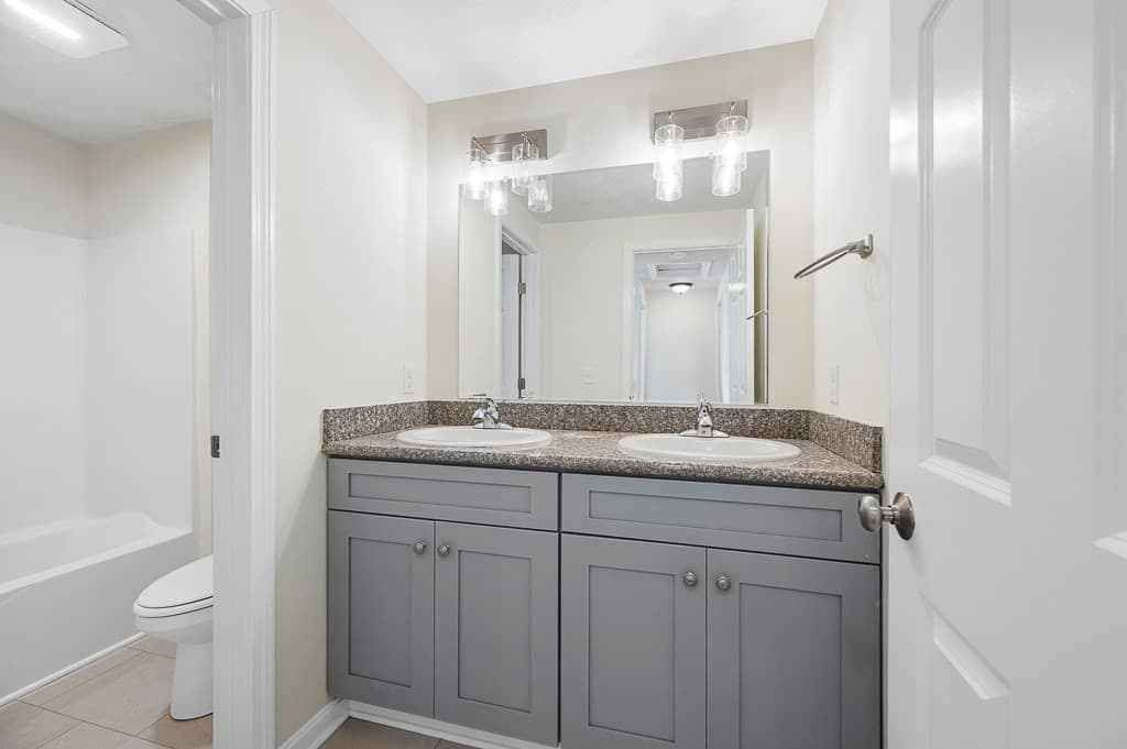 Single Family Residence at 7 Snowberry Cir, Worcester MA 01607, Worcester, photo 13 of 31