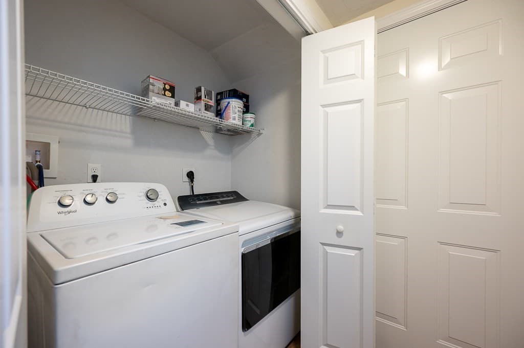 Single Family Residence at 7 Snowberry Cir, Worcester MA 01607, Worcester, photo 17 of 31