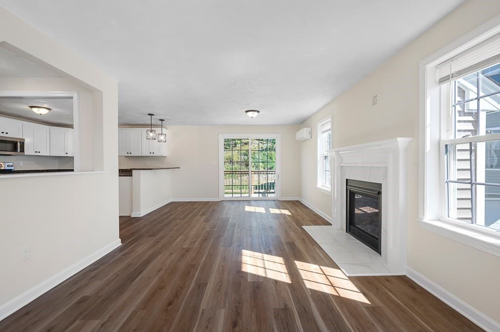 Single Family Residence at 7 Snowberry Cir, Worcester MA 01607, Worcester, photo 11 of 31