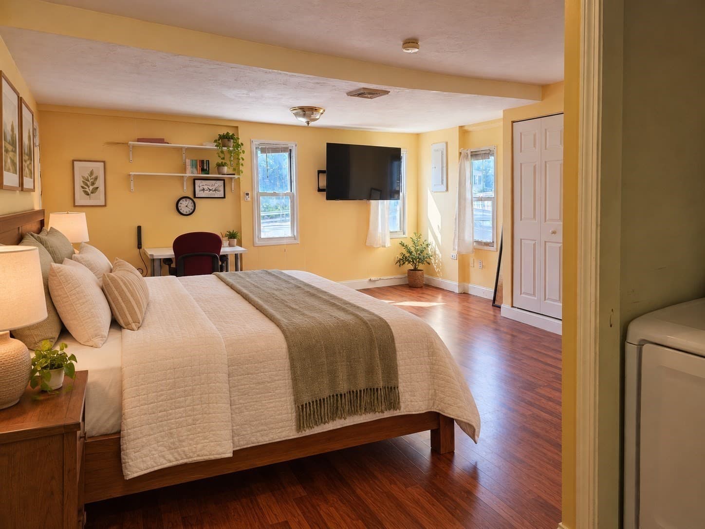 Single Family Residence at 1343 Pleasant St, Worcester MA 01602, Worcester, photo 7 of 17
