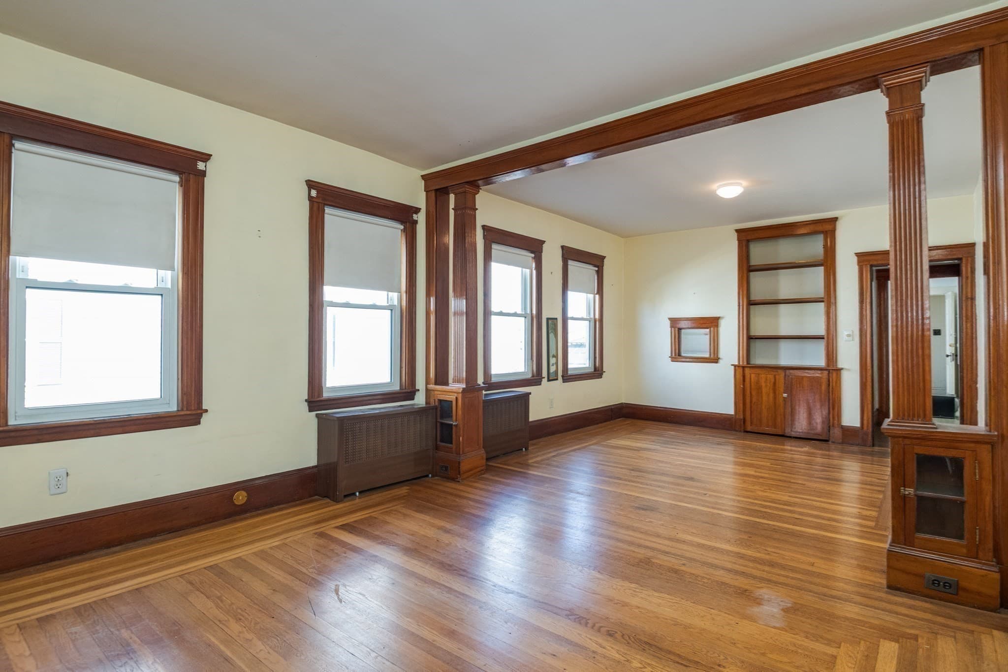 Multi Family at 29 Oxford Park, Revere MA 02151, Revere, photo 6 of 42