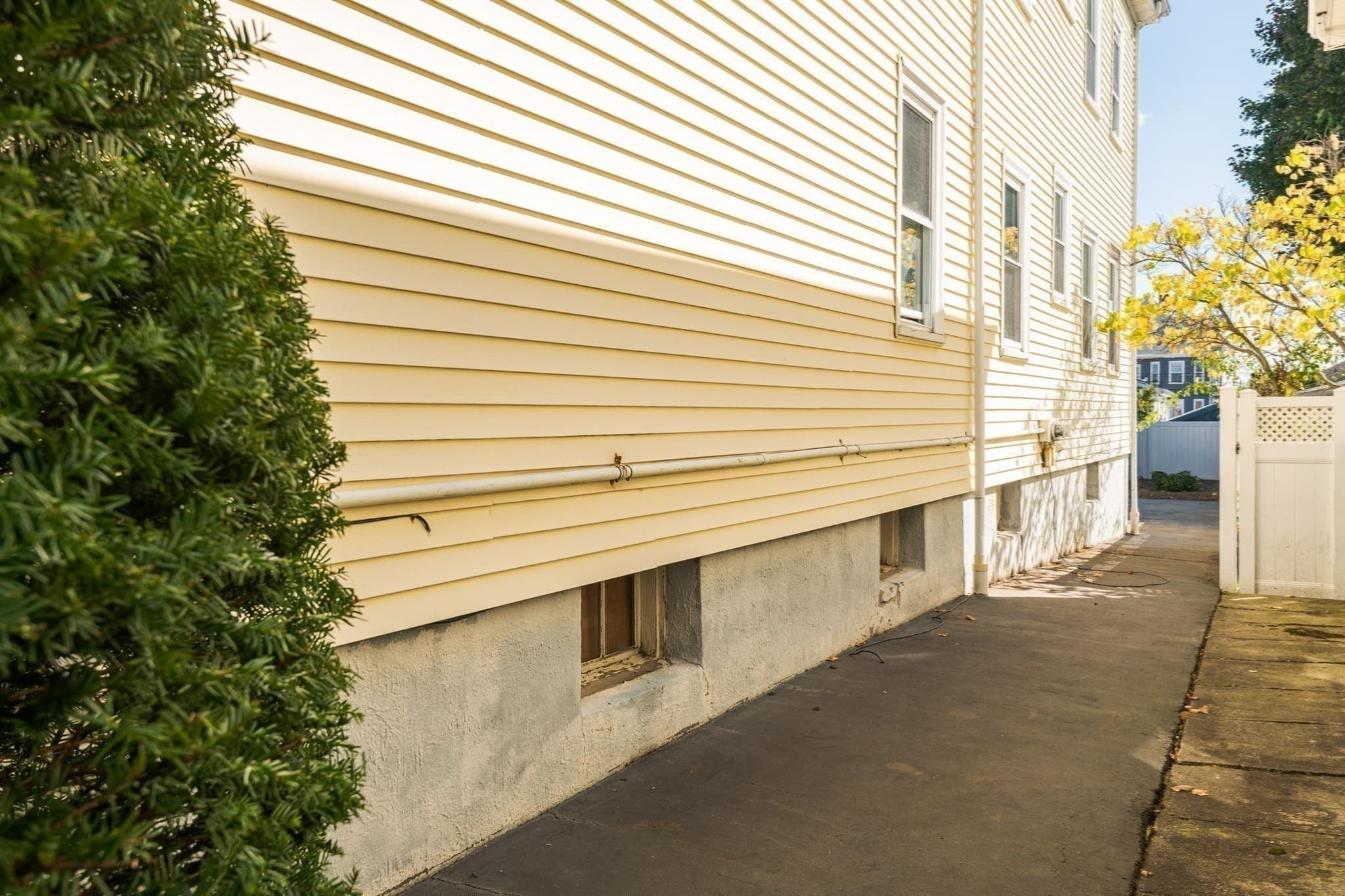 Multi Family at 29 Oxford Park, Revere MA 02151, Revere, photo 38 of 42