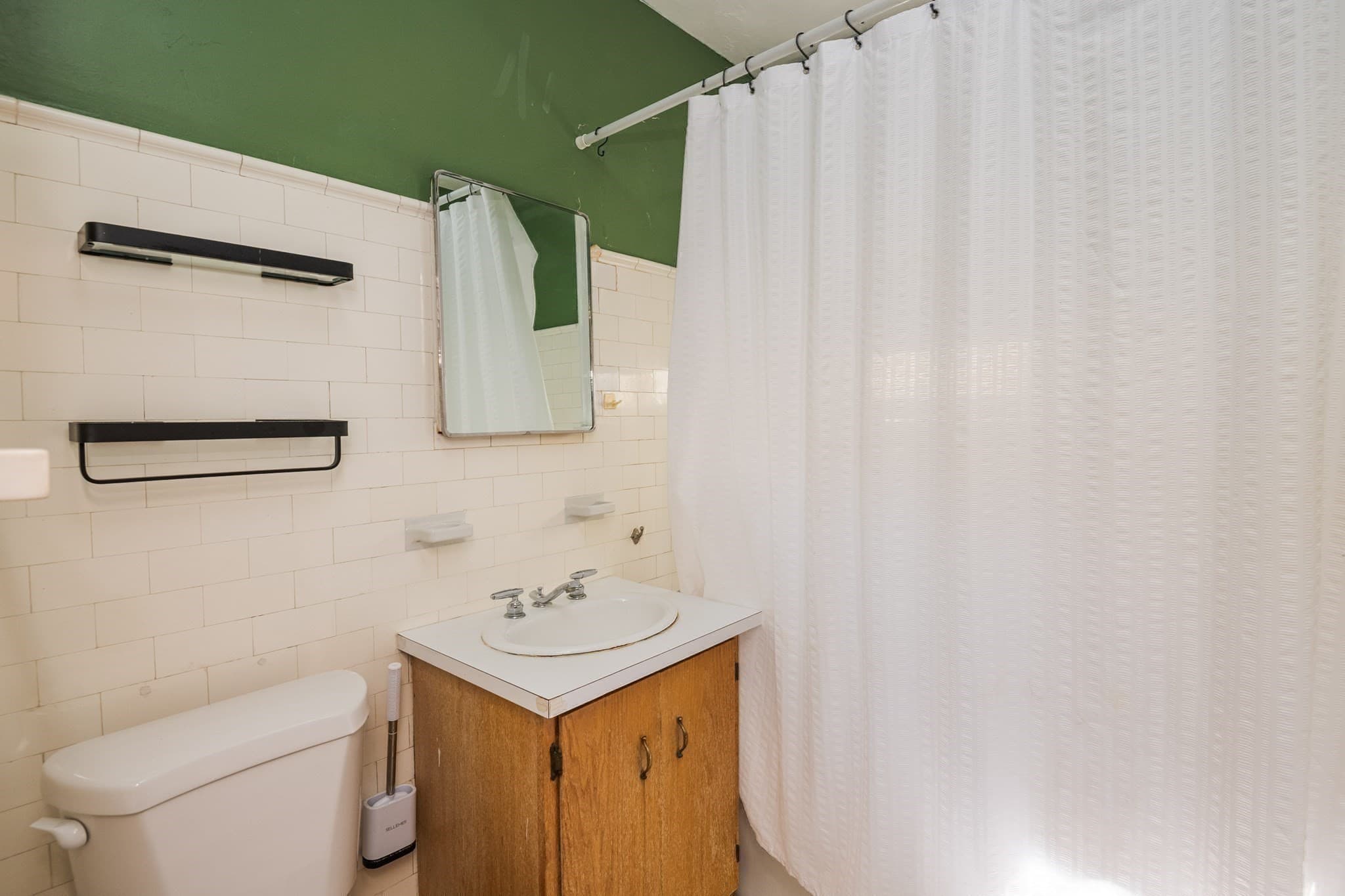 Multi Family at 29 Oxford Park, Revere MA 02151, Revere, photo 18 of 42