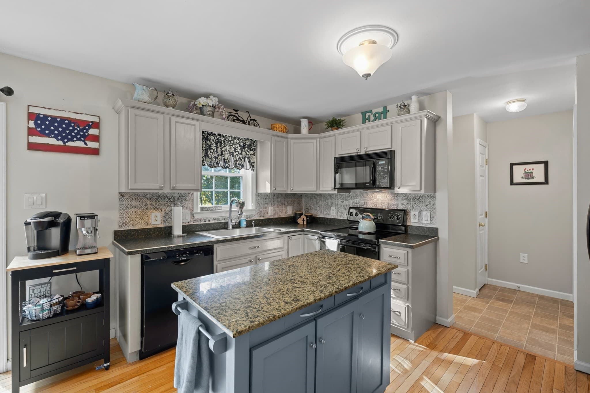 Condominium at 14 Central Tree Rd # 14, Rutland MA 01543, Rutland, photo 12 of 39
