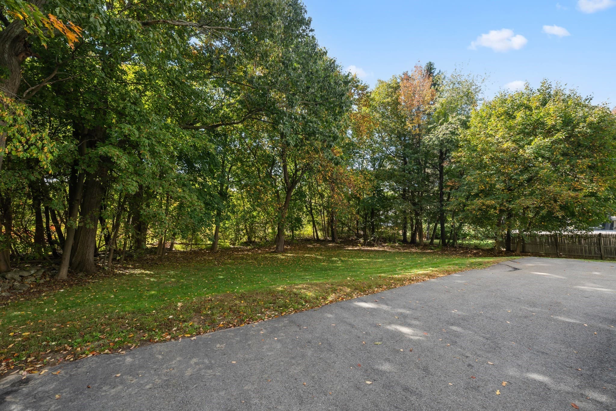 Condominium at 14 Central Tree Rd # 14, Rutland MA 01543, Rutland, photo 31 of 39