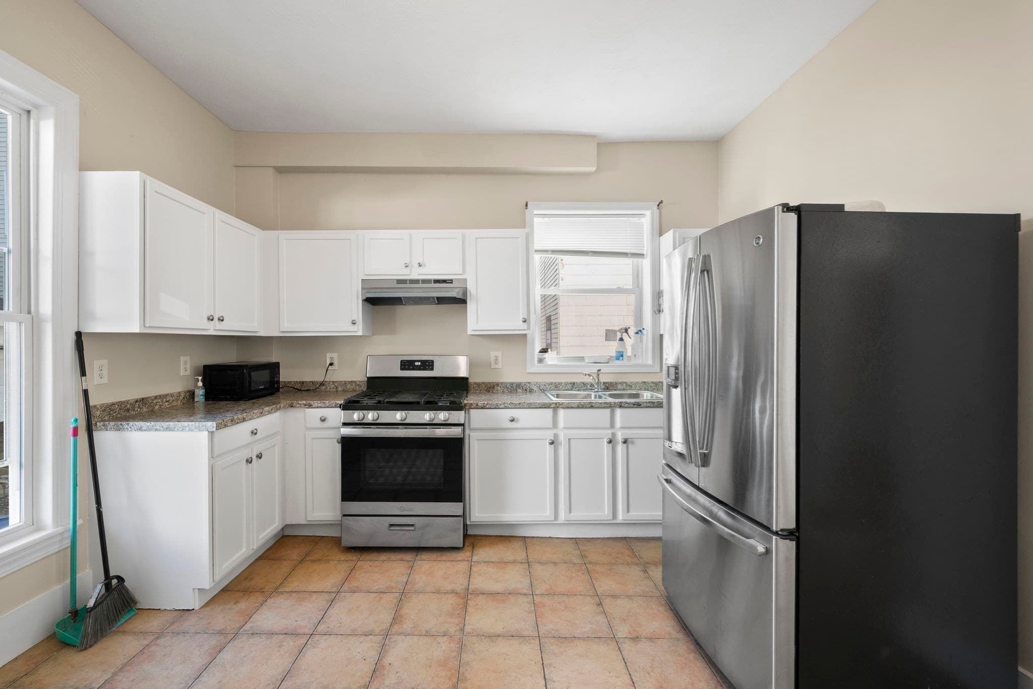 Multi Family at 7 Alice Ave, Lynn MA 01902, Lynn, photo 6 of 37