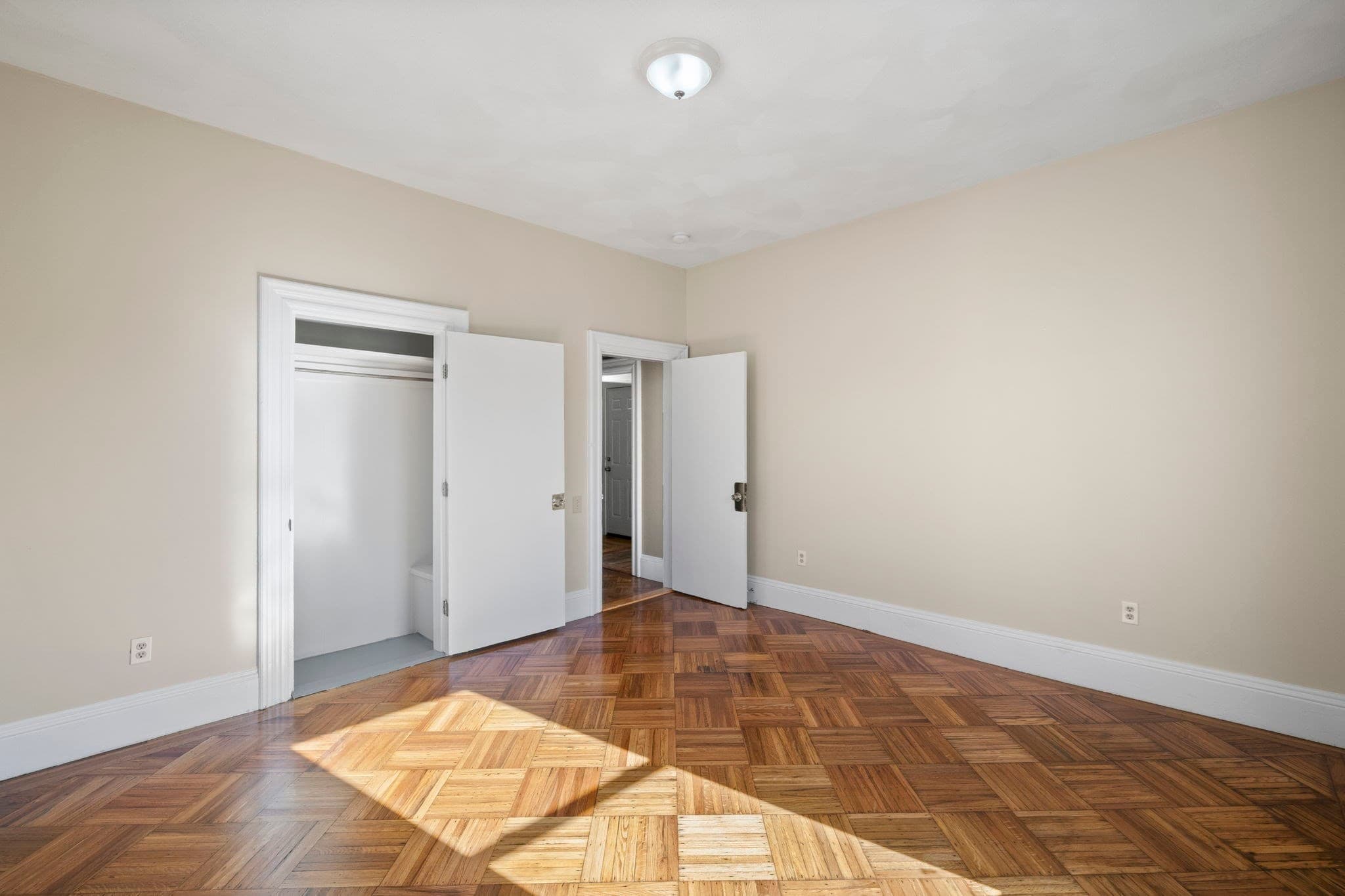Multi Family at 7 Alice Ave, Lynn MA 01902, Lynn, photo 16 of 37