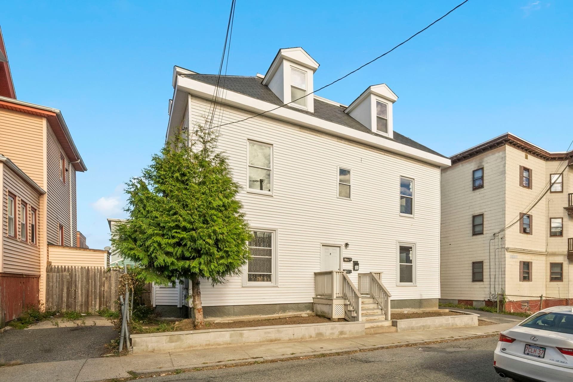 7 Alice Ave, Lynn MA 01902