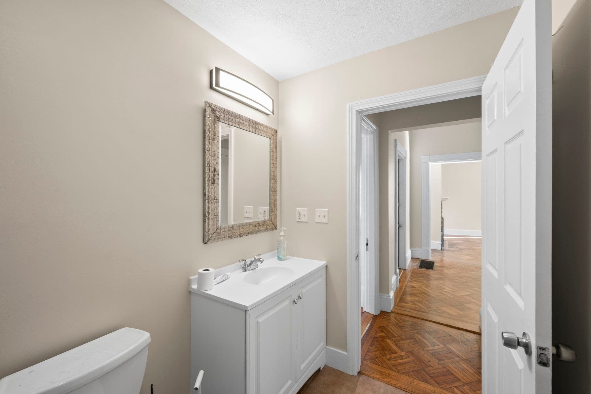 Multi Family at 7 Alice Ave, Lynn MA 01902, Lynn, photo 9 of 37