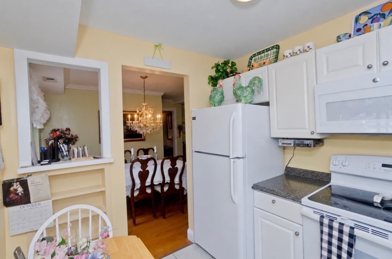 Condominium at 120 Nassau Dr # 120, Springfield MA 01129, Springfield, photo 13 of 34