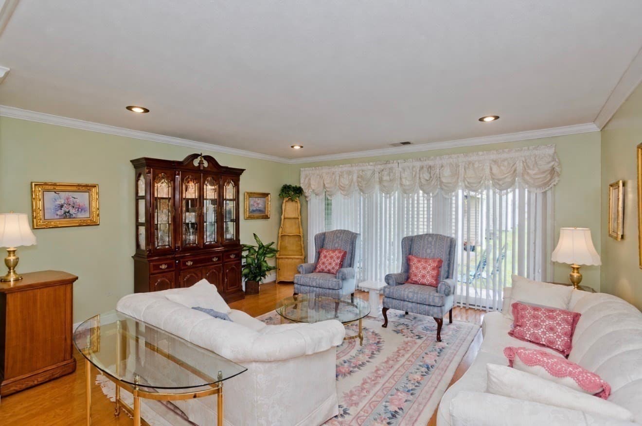 Condominium at 120 Nassau Dr # 120, Springfield MA 01129, Springfield, photo 5 of 34