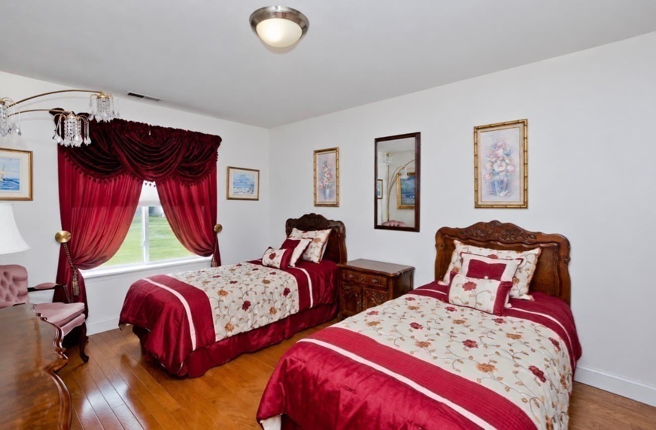 Condominium at 120 Nassau Dr # 120, Springfield MA 01129, Springfield, photo 15 of 34