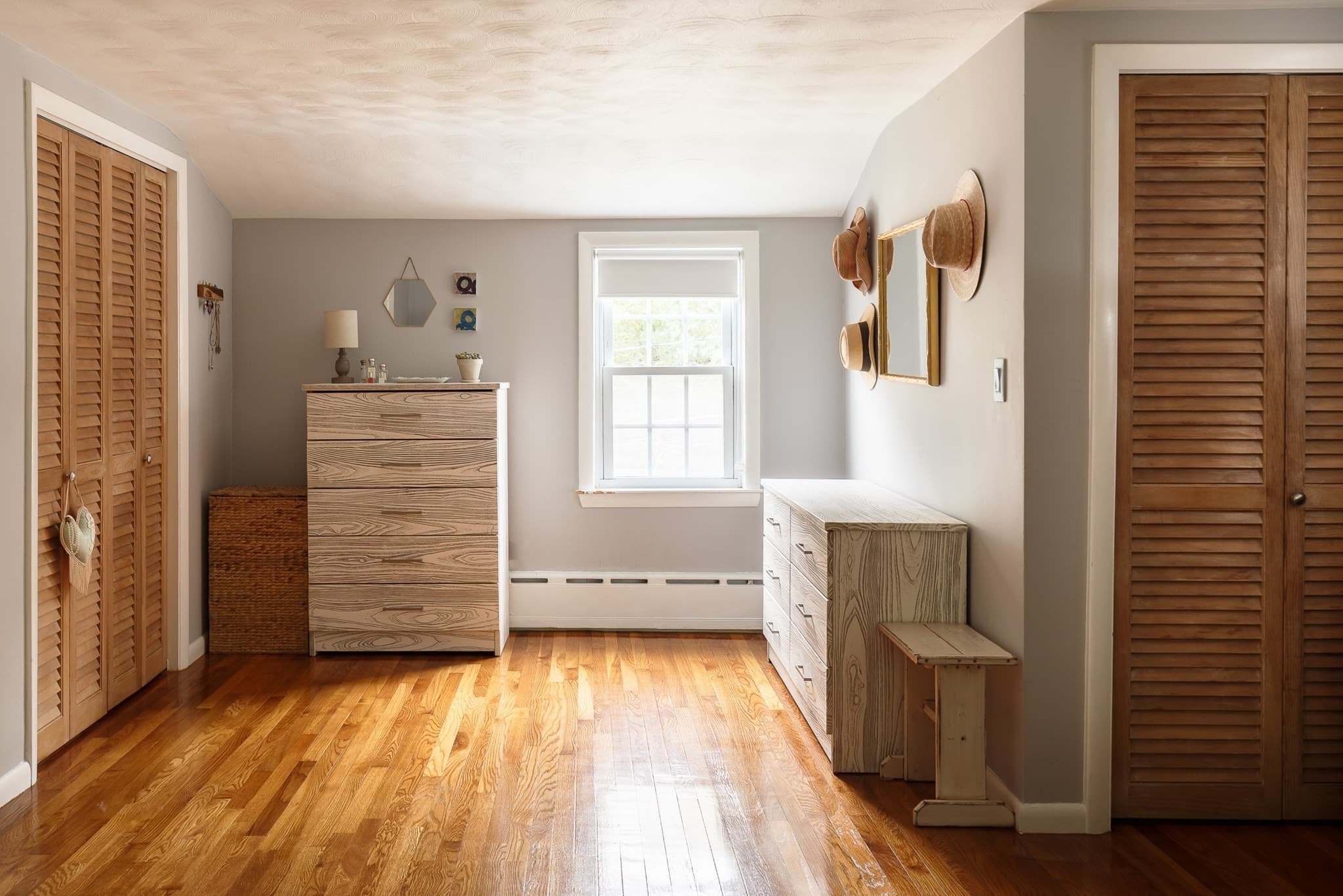 Single Family Residence at 224 Turtle Pond Pkwy, Boston MA 02136, Boston, photo 13 of 18