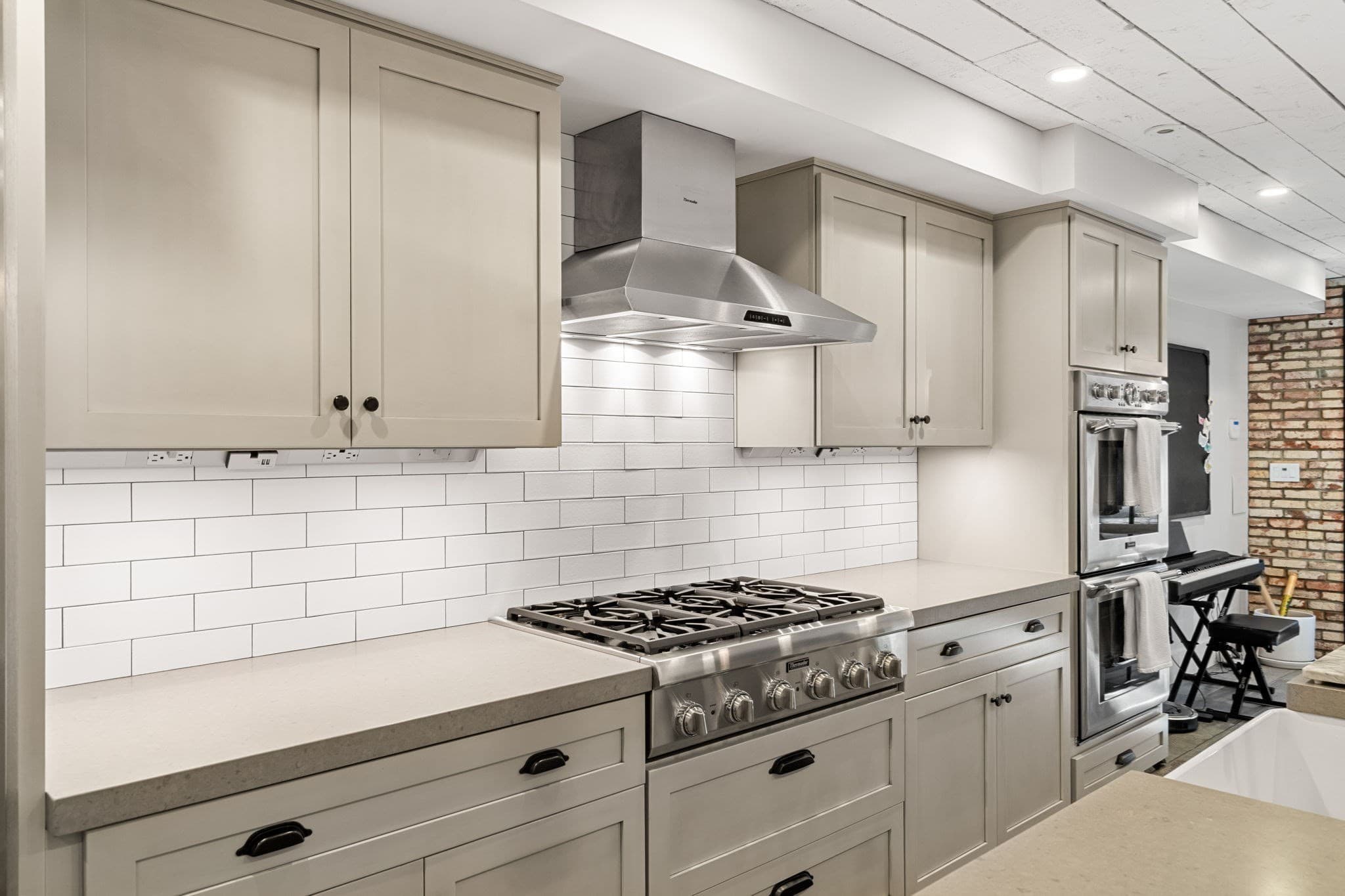Single Family Residence at 12 1/2 Lawrence, Boston MA 02116, Boston, photo 16 of 35