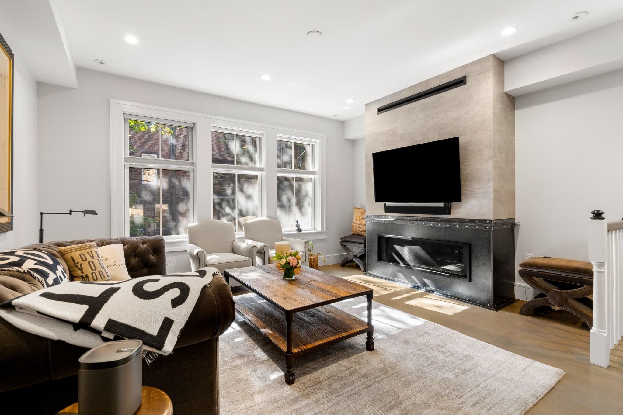Single Family Residence at 12 1/2 Lawrence, Boston MA 02116, Boston, photo 7 of 35