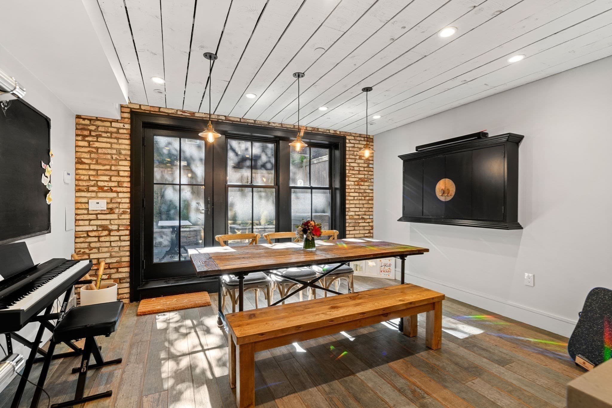 Single Family Residence at 12 1/2 Lawrence, Boston MA 02116, Boston, photo 21 of 35