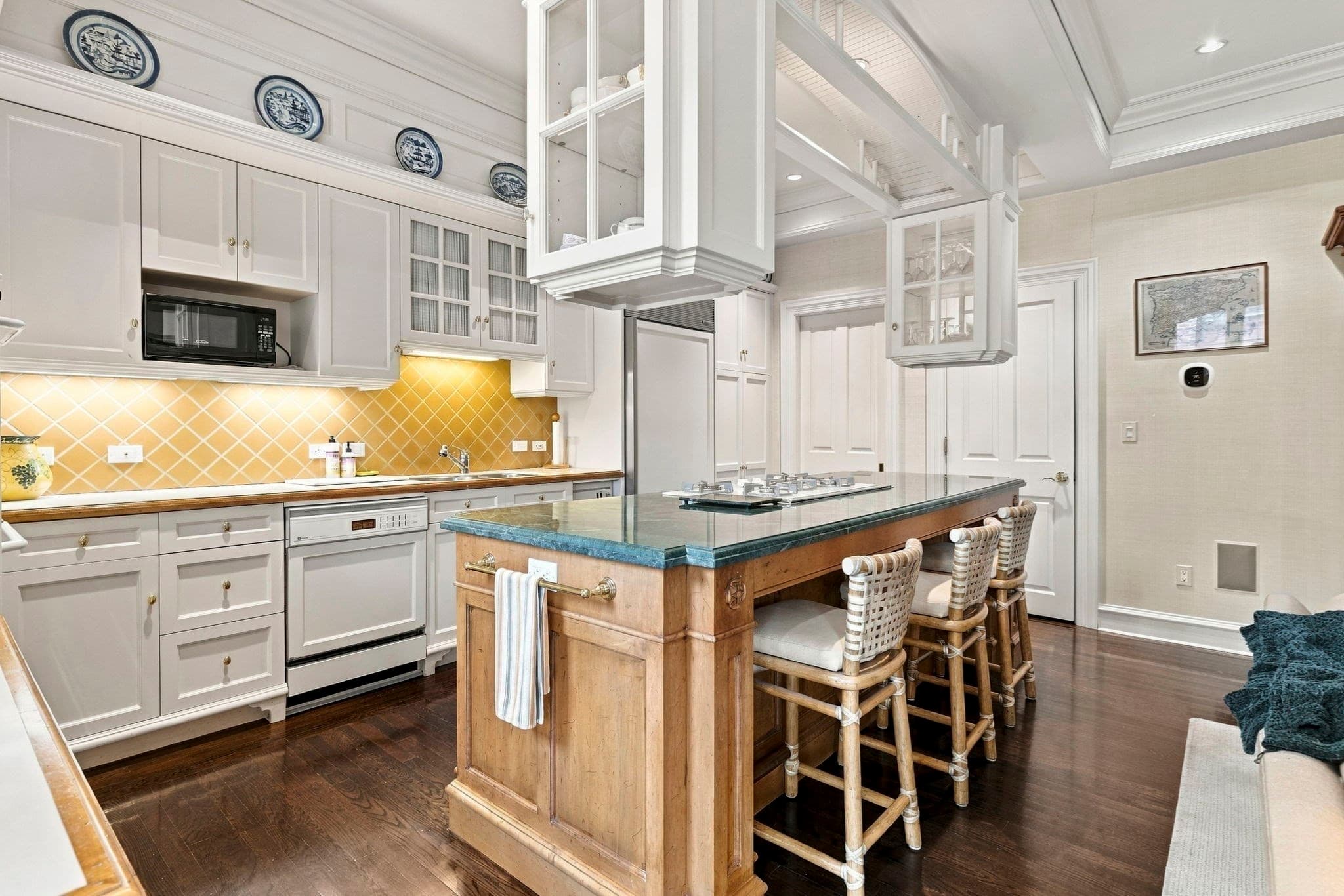 Condominium at 21-23 Marlborough Street # 4, Boston MA 02116, Boston, photo 4 of 24