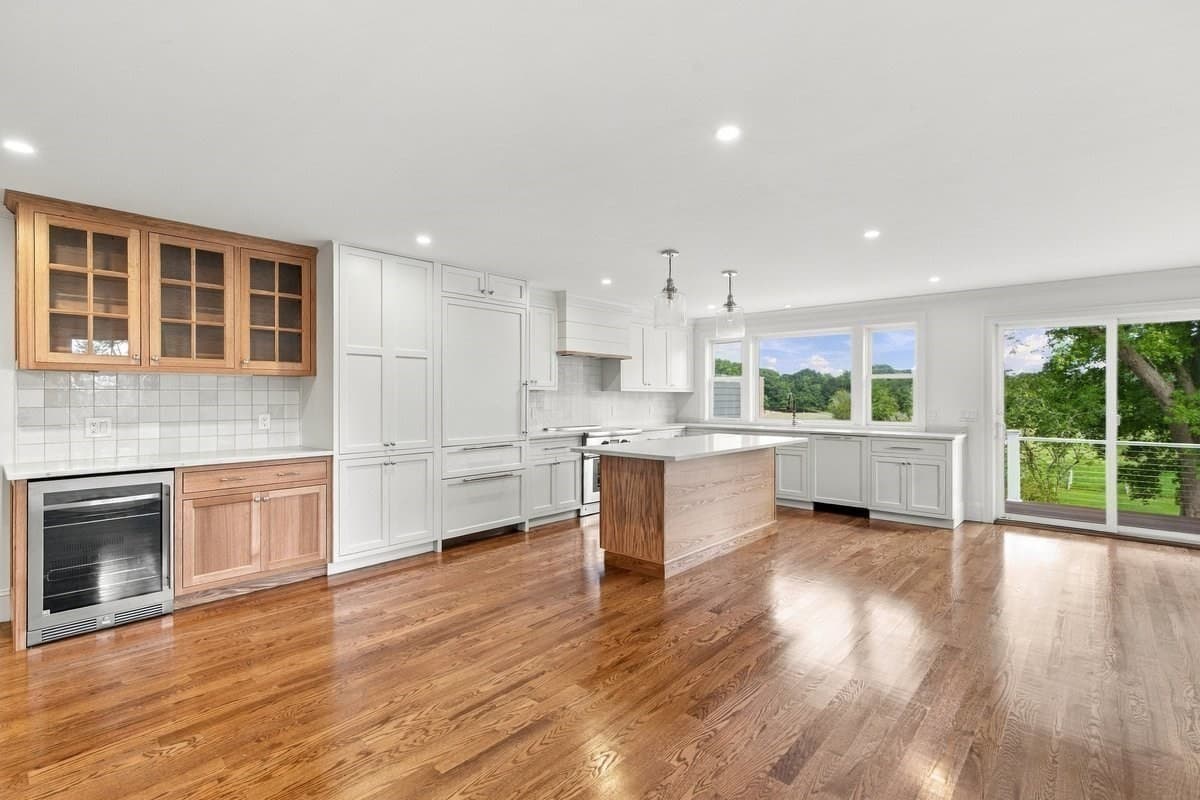Single Family Residence at 160 Hersey St, Hingham MA 02043, Hingham, photo 13 of 41