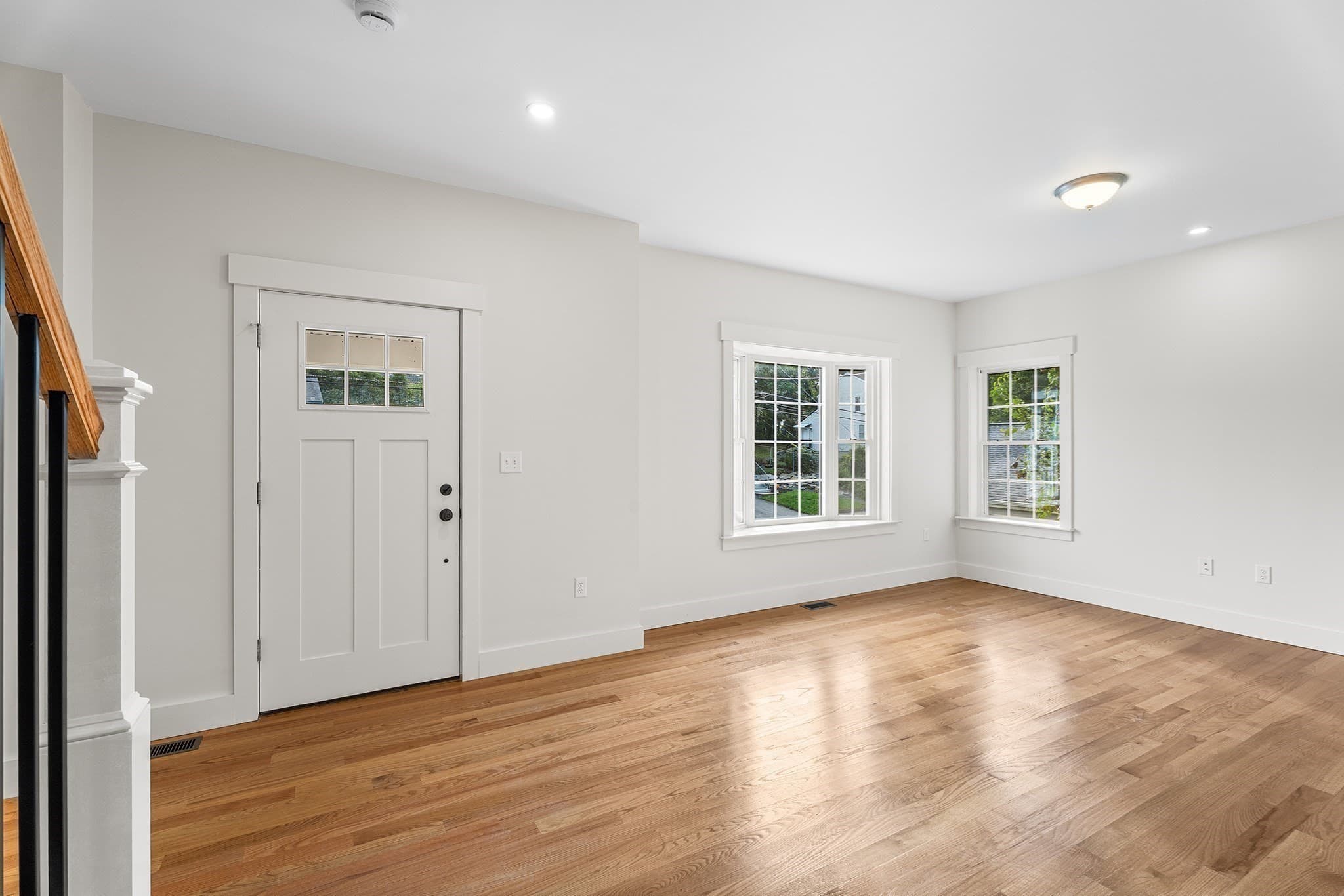 Single Family Residence at 76 Valmor St, Worcester MA 01604, Worcester, photo 7 of 39