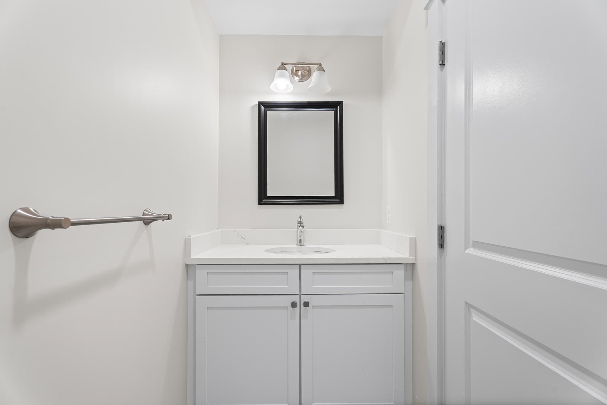 Single Family Residence at 76 Valmor St, Worcester MA 01604, Worcester, photo 14 of 39
