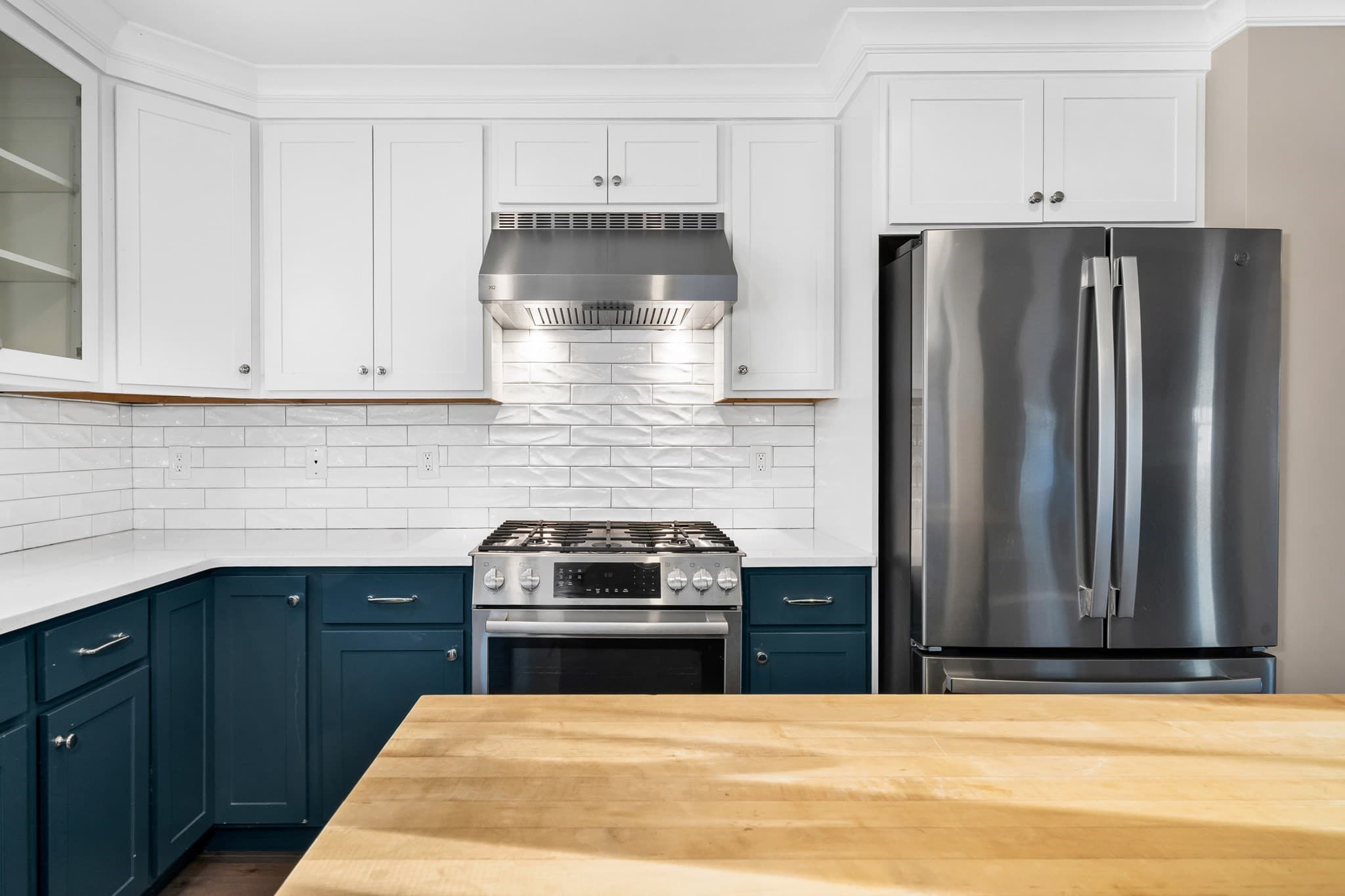 Condominium at 16 Hines Way # 16, Newburyport MA 01950, photo 4 of 37
