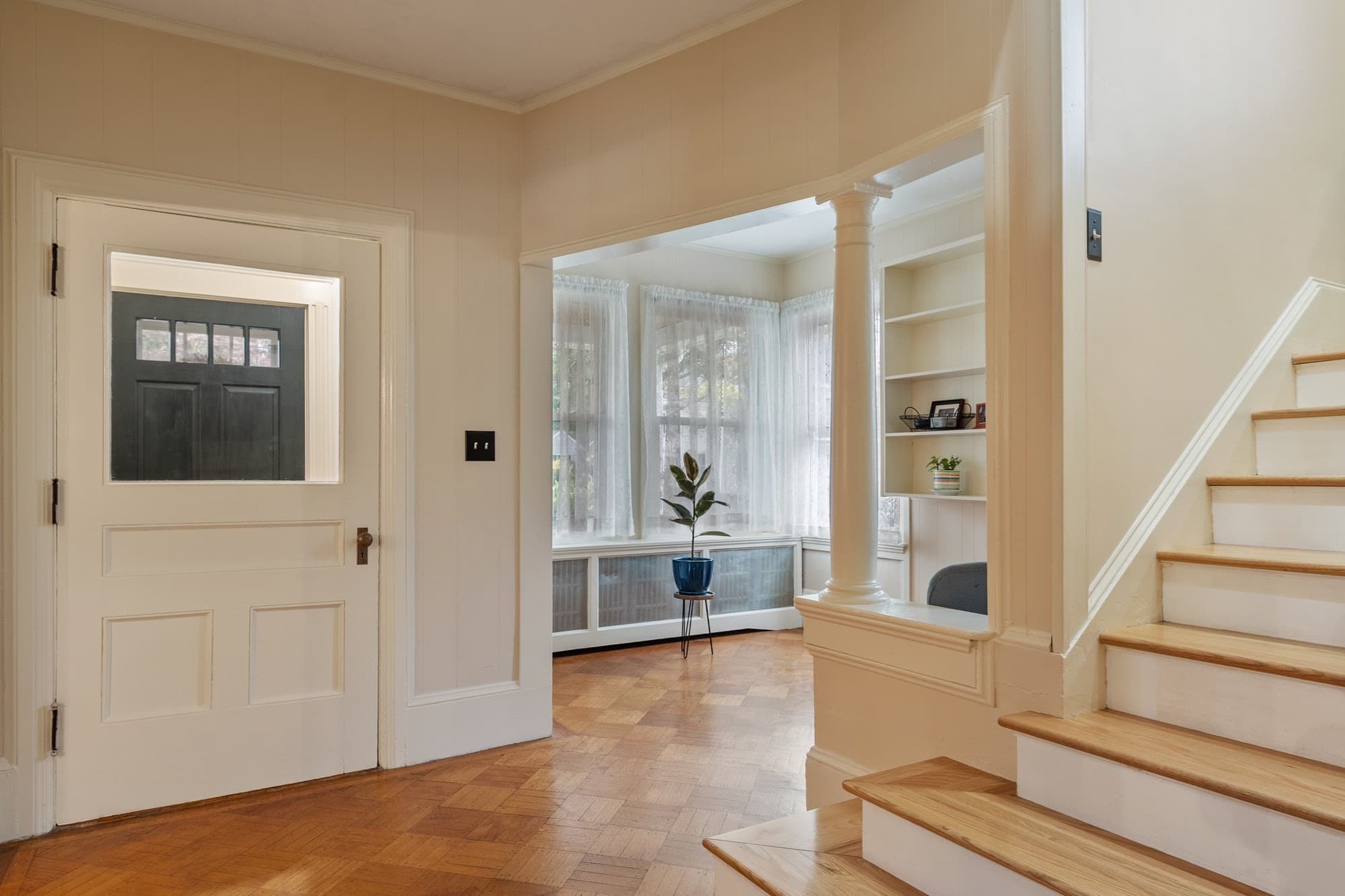 Single Family Residence at 10 Byron St, Haverhill MA 01835, Haverhill, photo 6 of 42