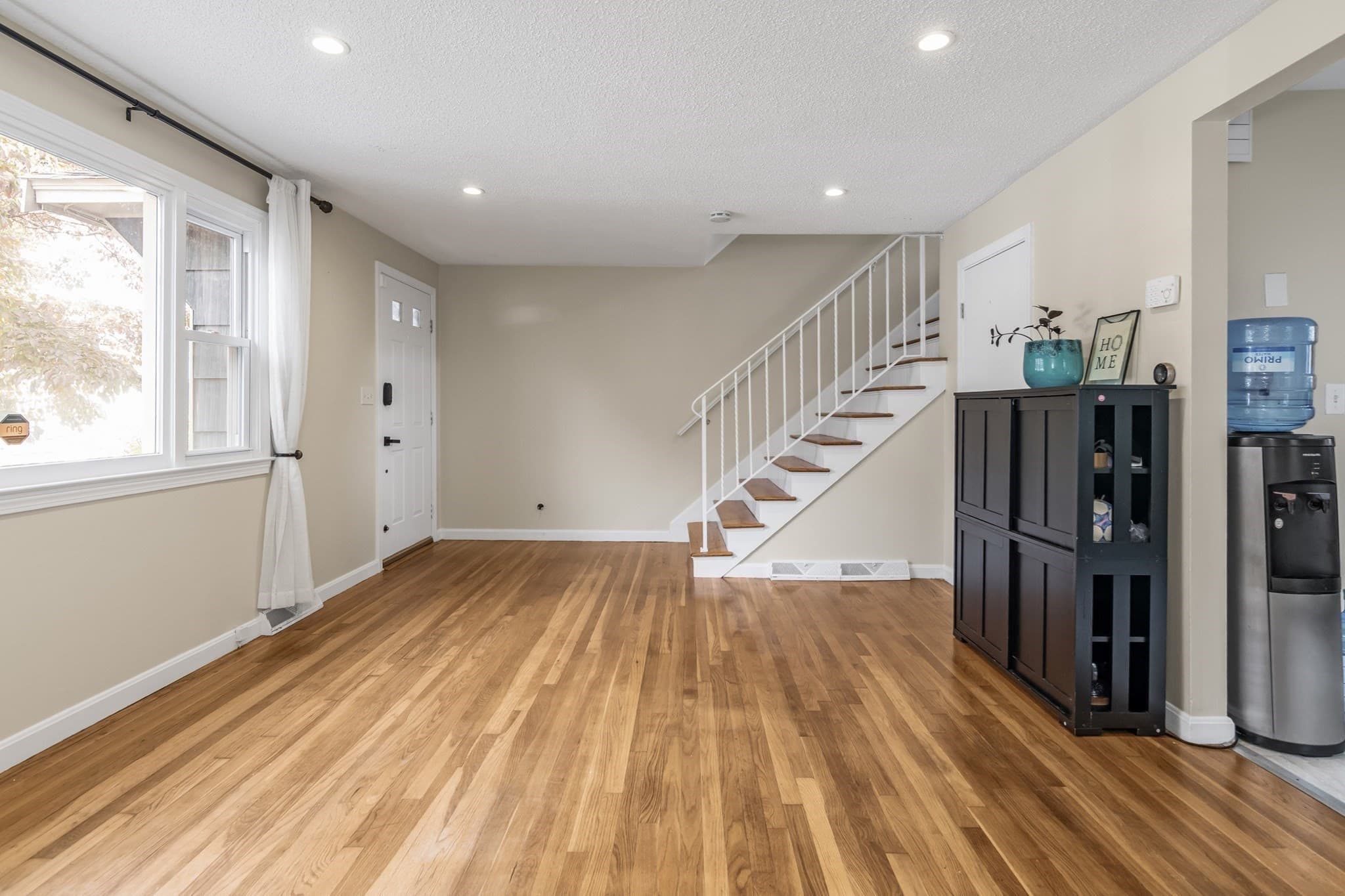 Condominium at 631 E Merrimack St # 631, Lowell MA 01852, Lowell, photo 6 of 30