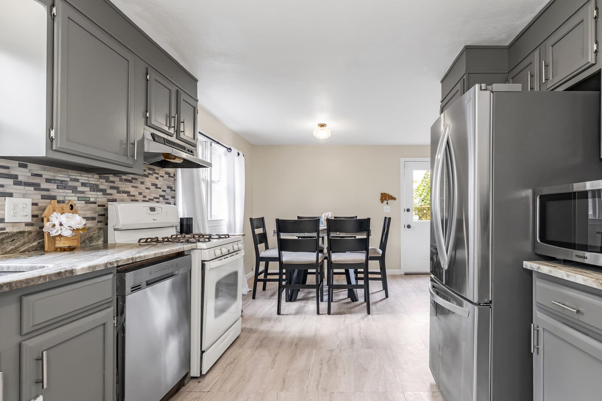 Condominium at 631 E Merrimack St # 631, Lowell MA 01852, Lowell, photo 13 of 30