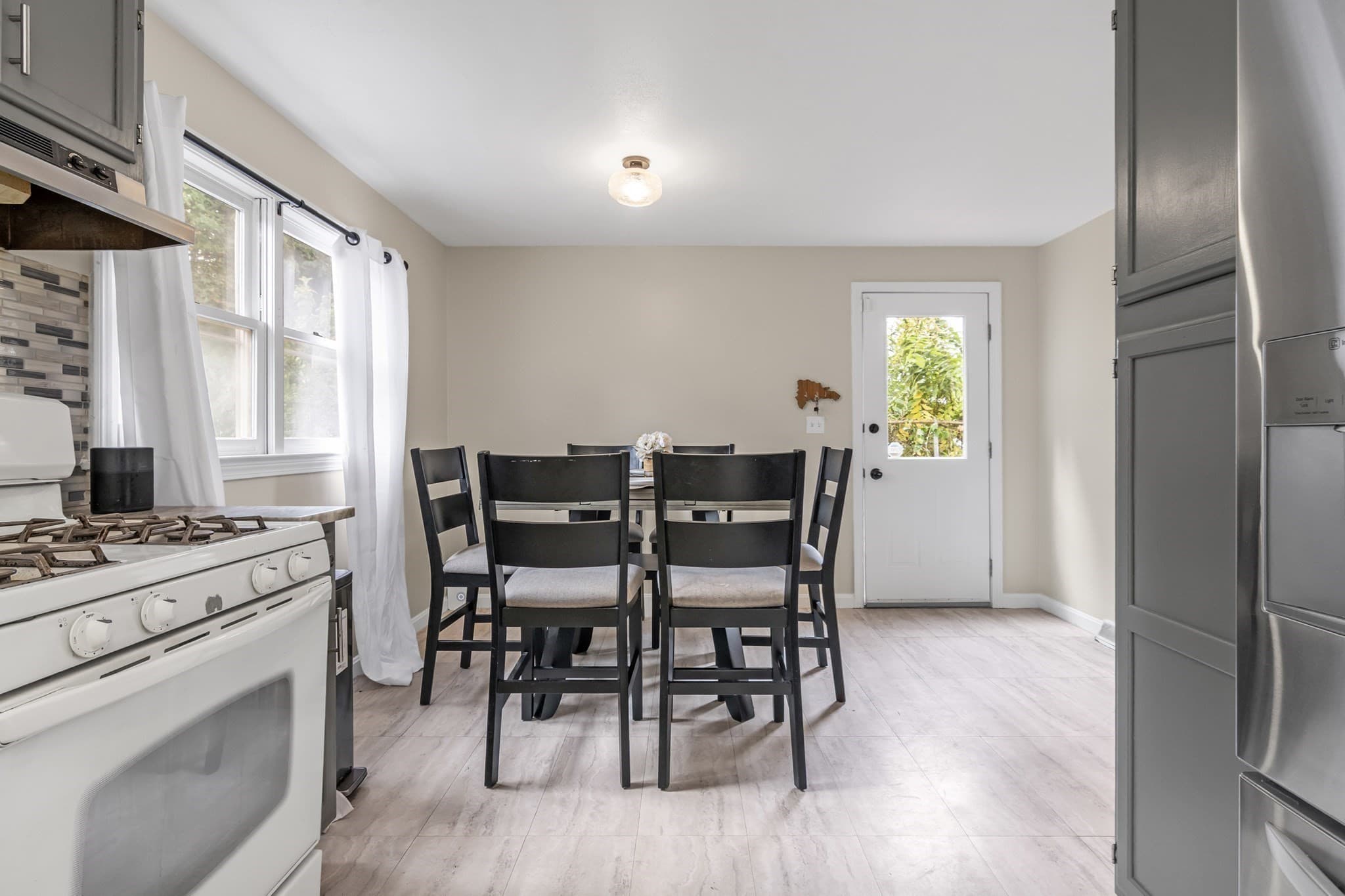 Condominium at 631 E Merrimack St # 631, Lowell MA 01852, Lowell, photo 14 of 30