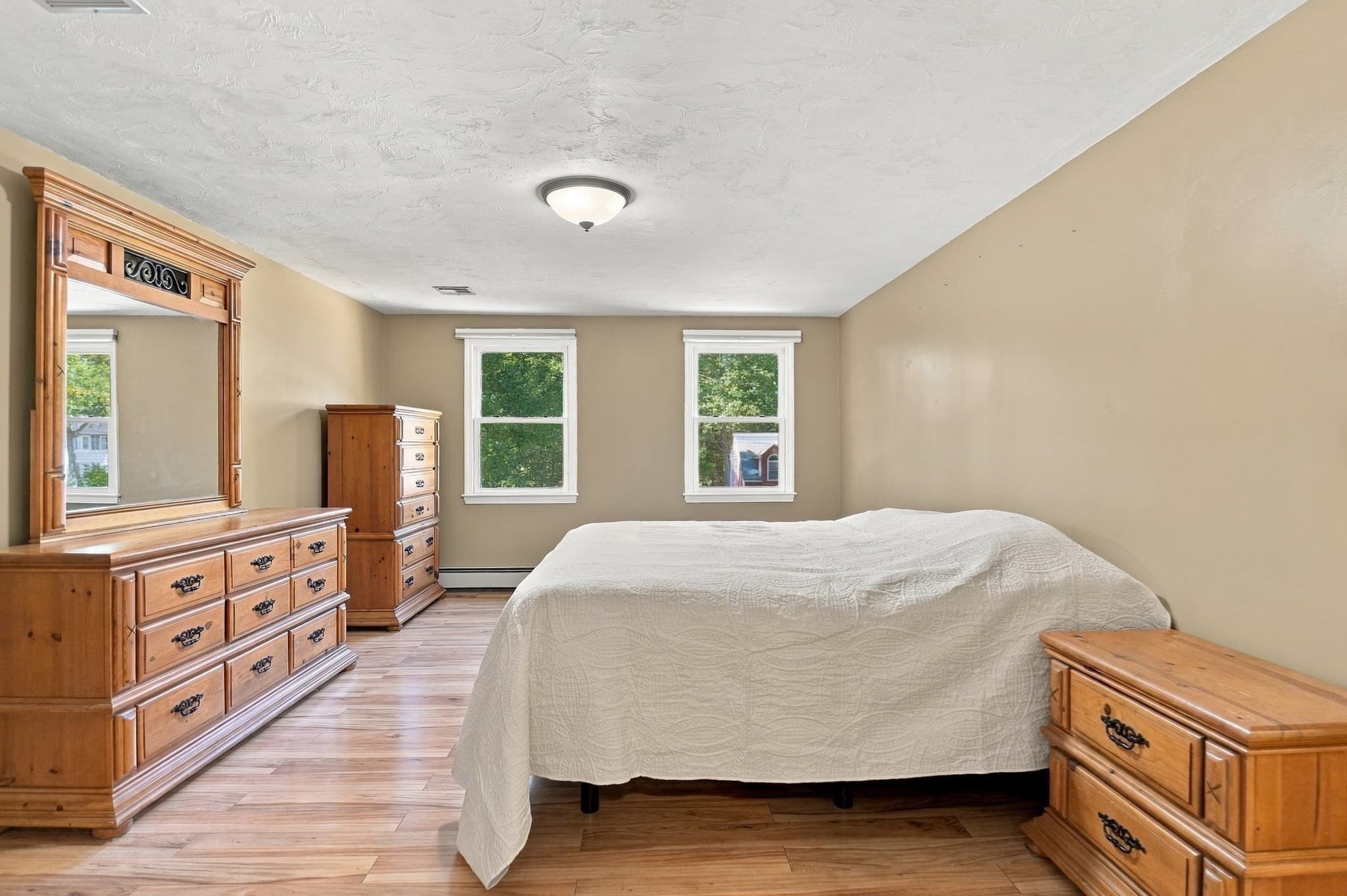 Single Family Residence at 10 Kings Lane, Medway MA 02053, Medway, photo 21 of 40