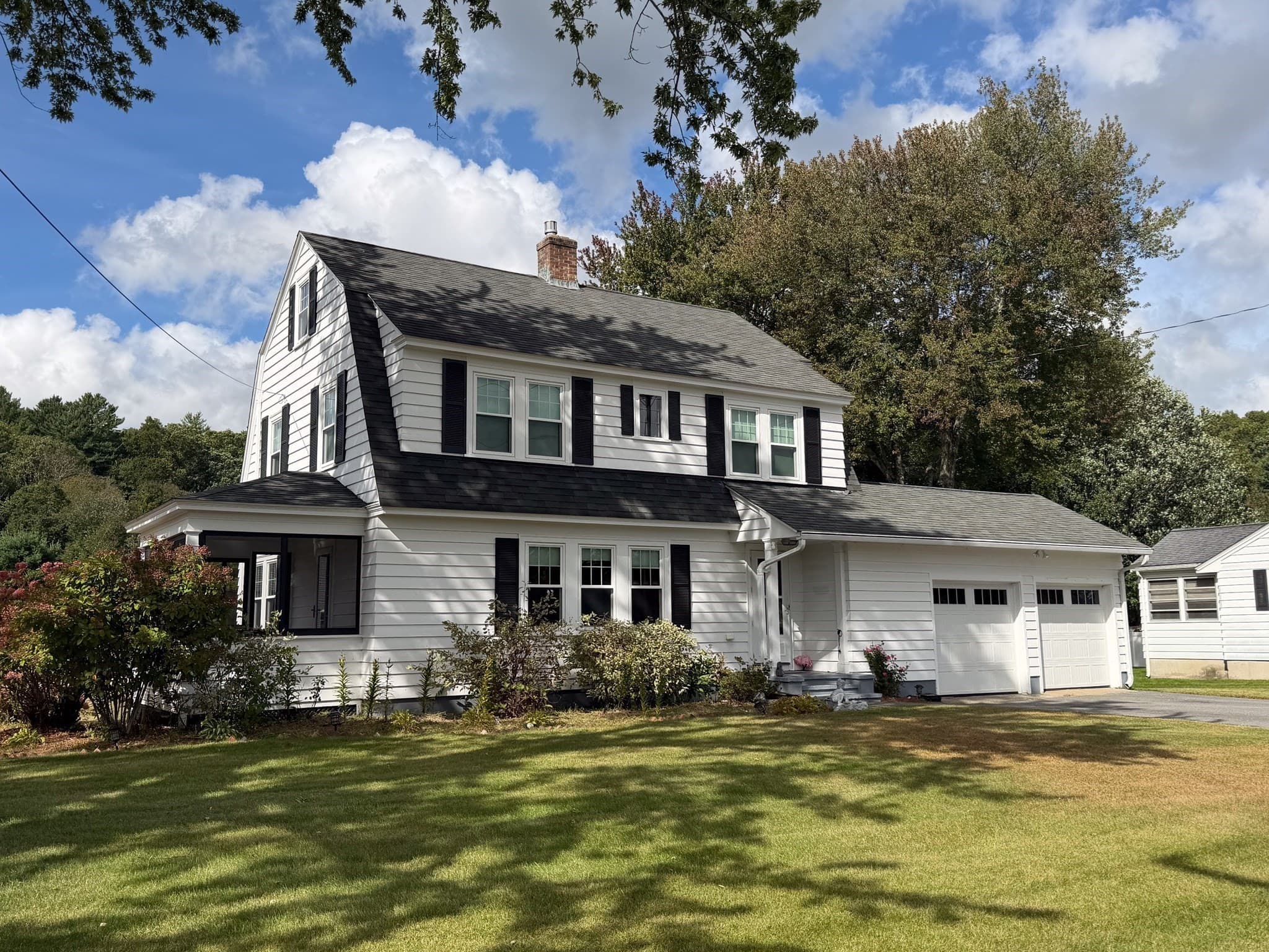 1327 Providence Rd, Northbridge MA 01588