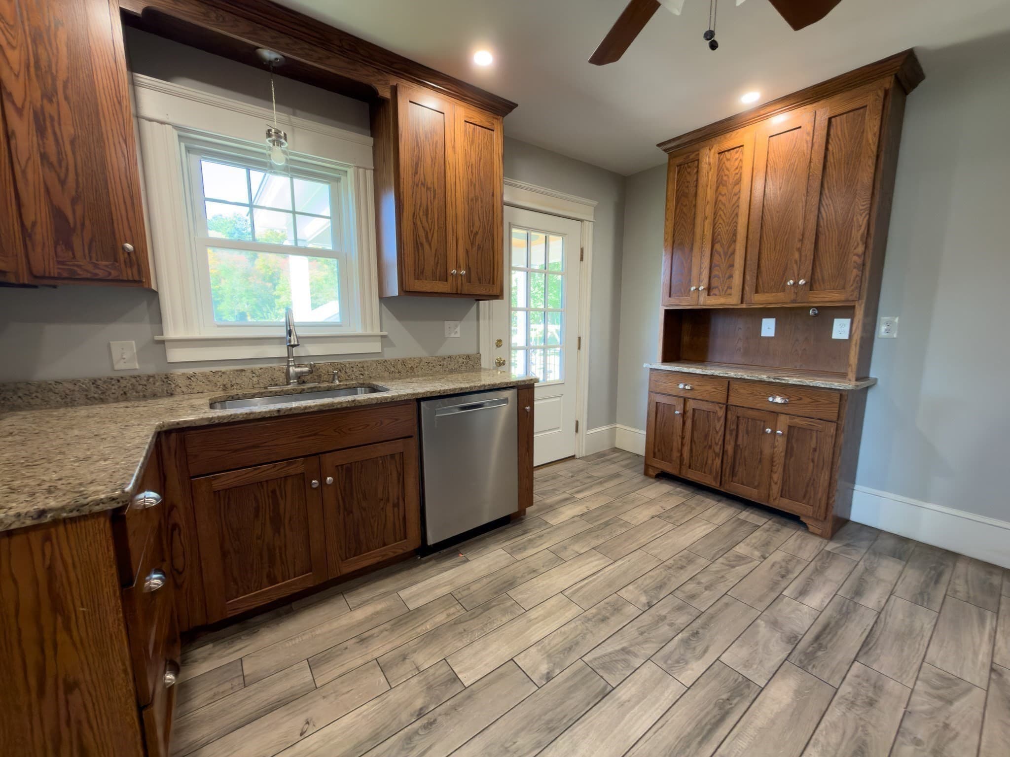 Single Family Residence at 1327 Providence Rd, Northbridge MA 01588, Northbridge, photo 9 of 29