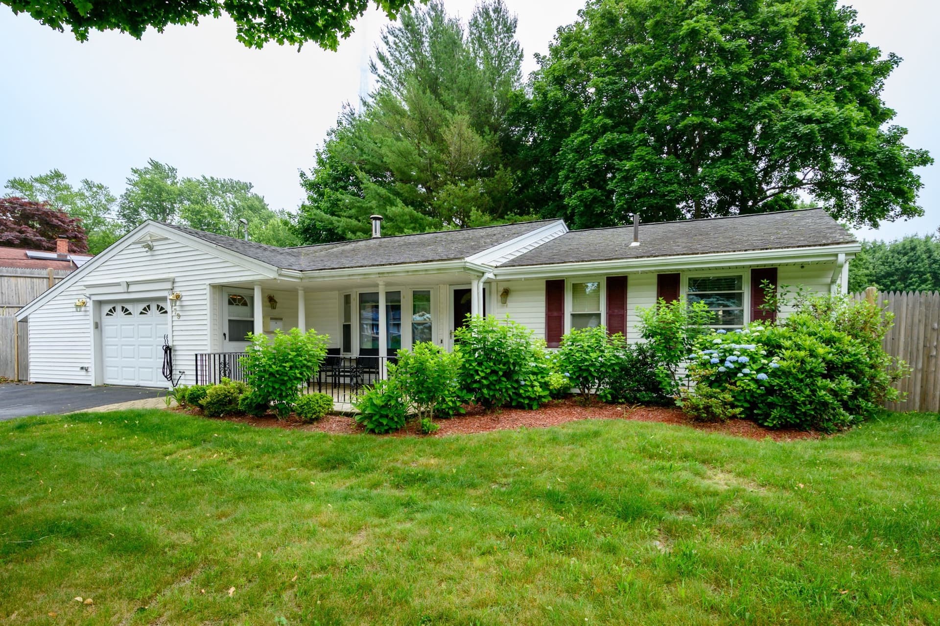 79 Brookville Ave, Brockton MA 02302