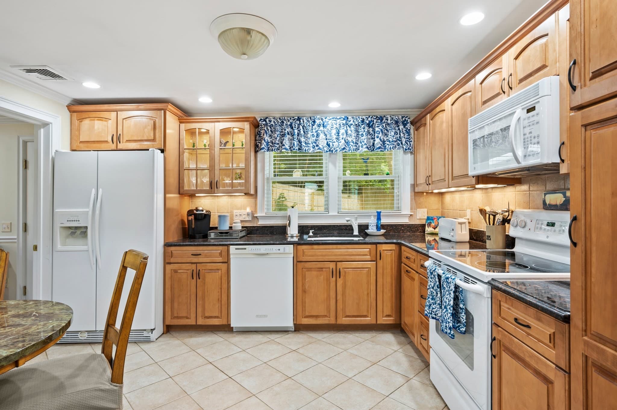 Single Family Residence at 79 Brookville Ave, Brockton MA 02302, Brockton, photo 8 of 27