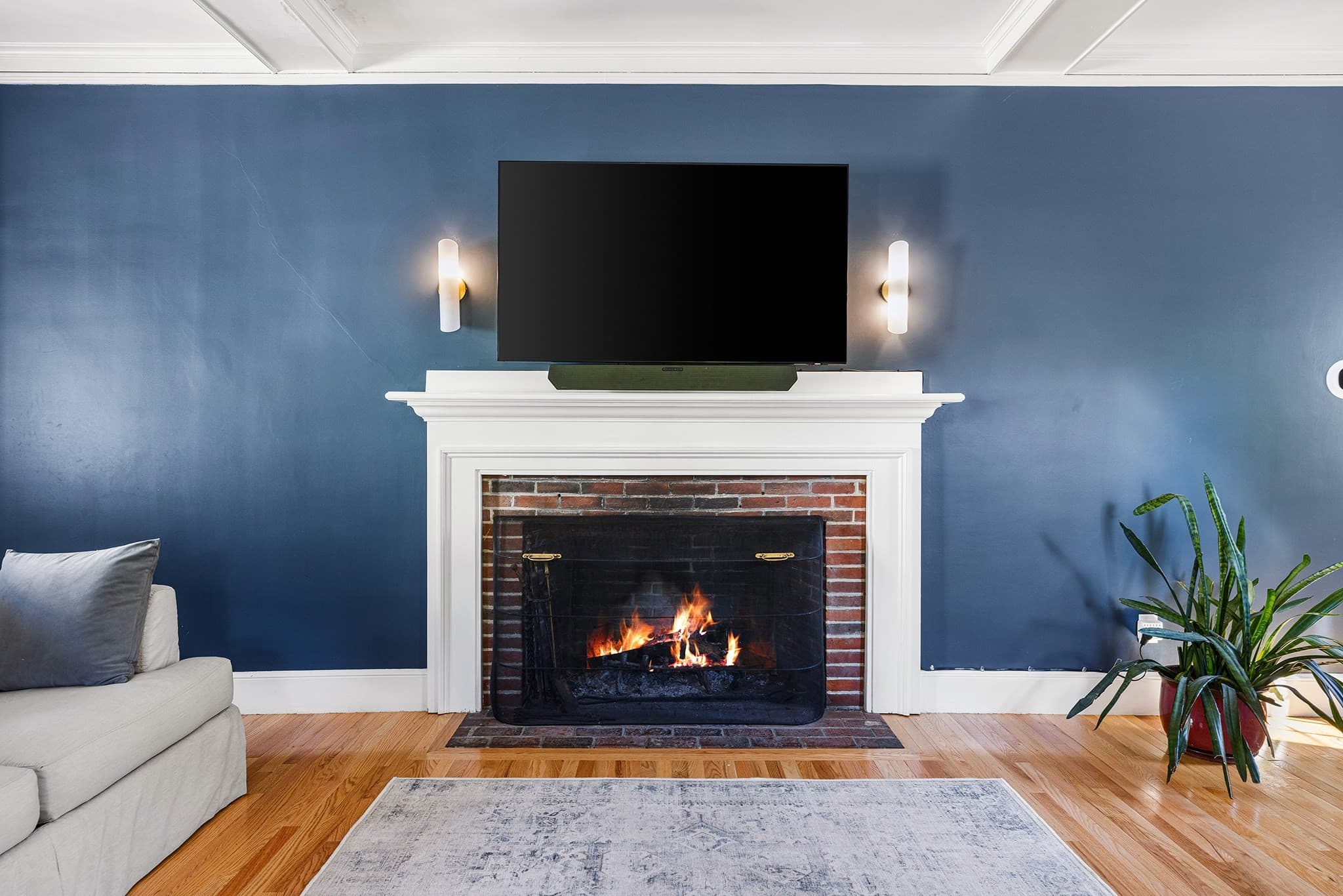Single Family Residence at 133-R Pleasant St, Woburn MA 01801, Woburn, photo 10 of 42