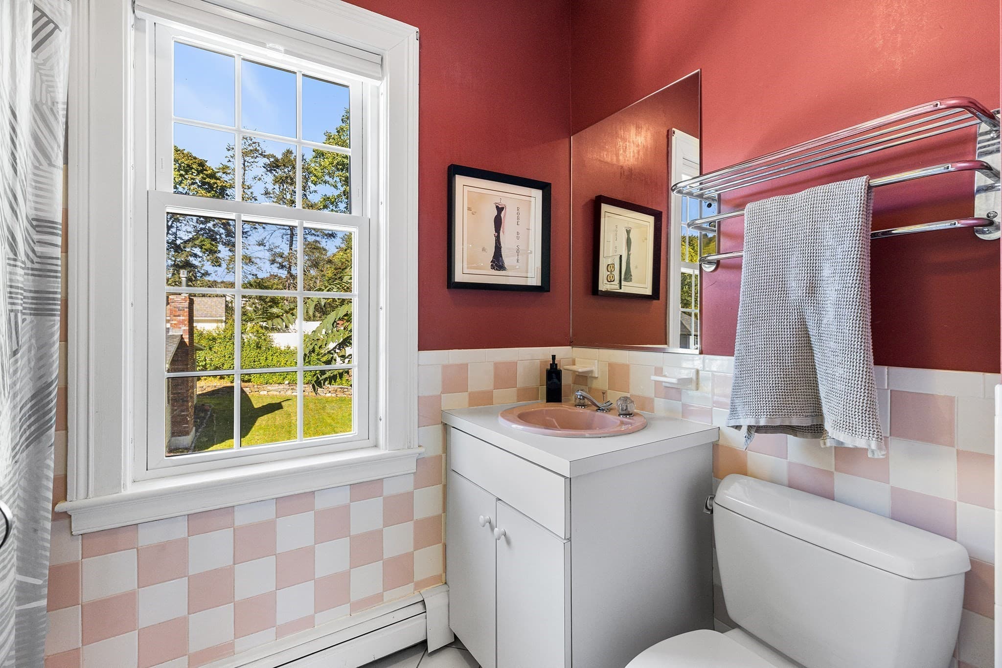 Single Family Residence at 133-R Pleasant St, Woburn MA 01801, Woburn, photo 37 of 42