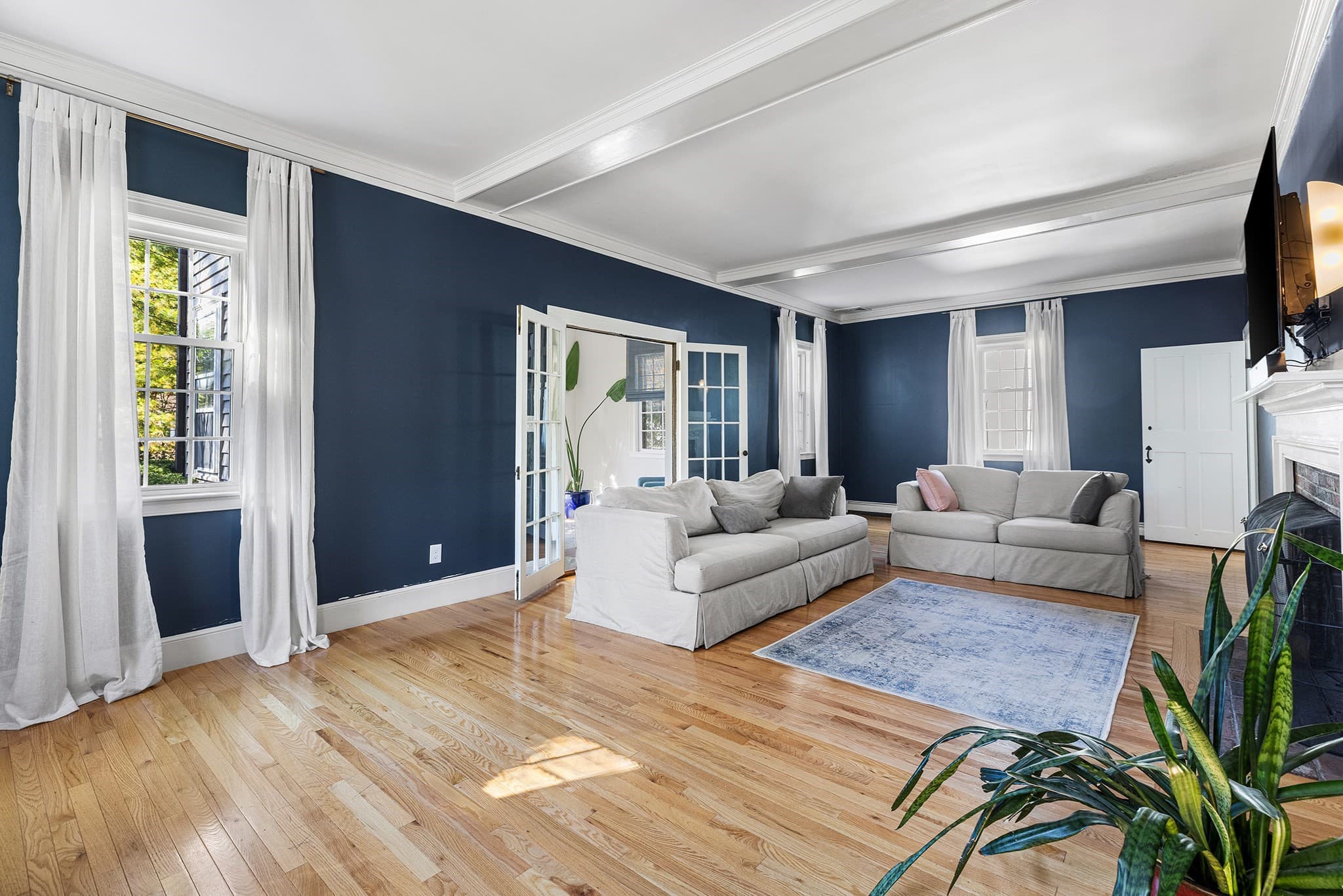 Single Family Residence at 133-R Pleasant St, Woburn MA 01801, Woburn, photo 8 of 42