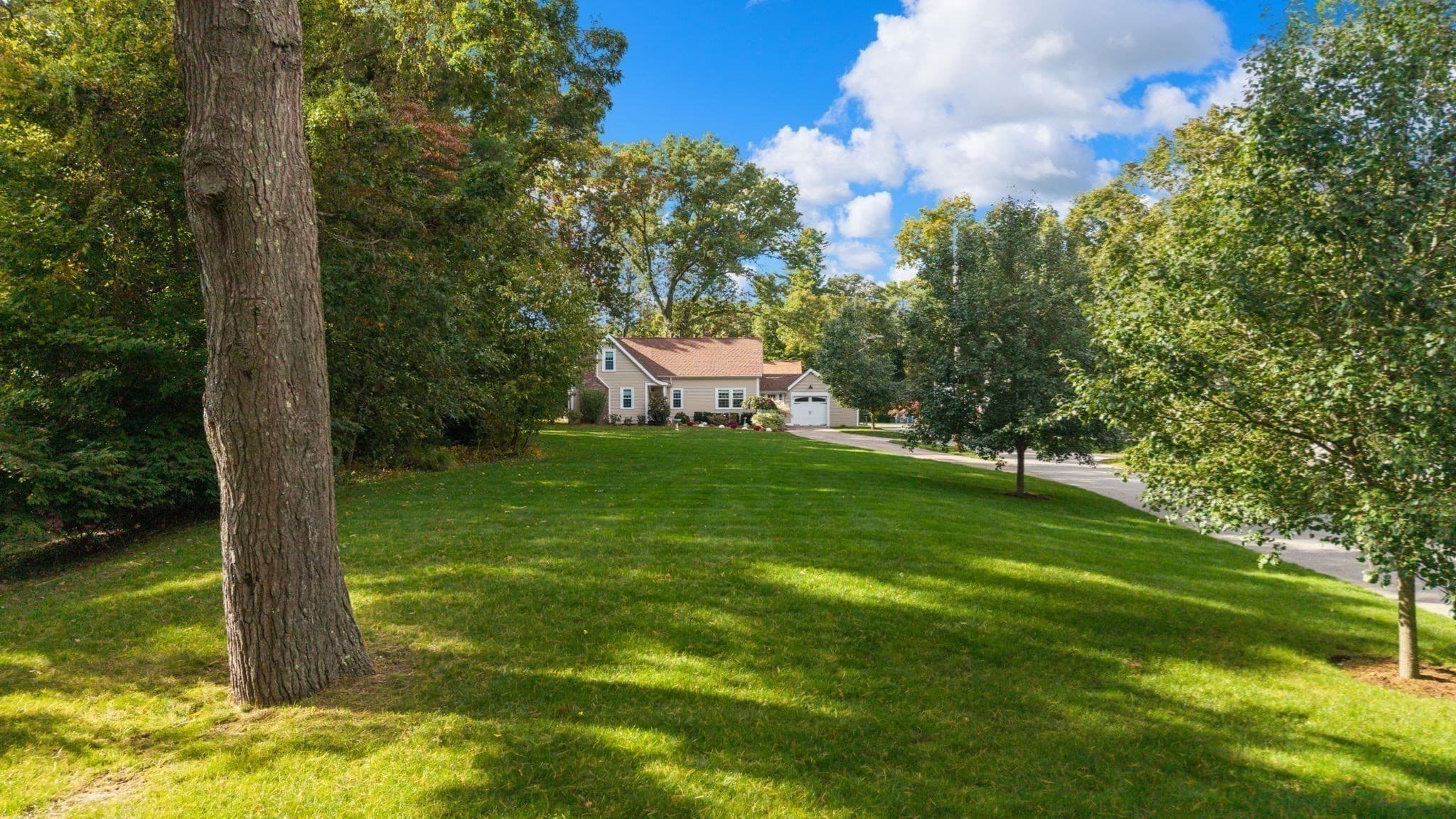 Single Family Residence at 4 Beatty Ln, Easton MA 02375, Easton, photo 6 of 40