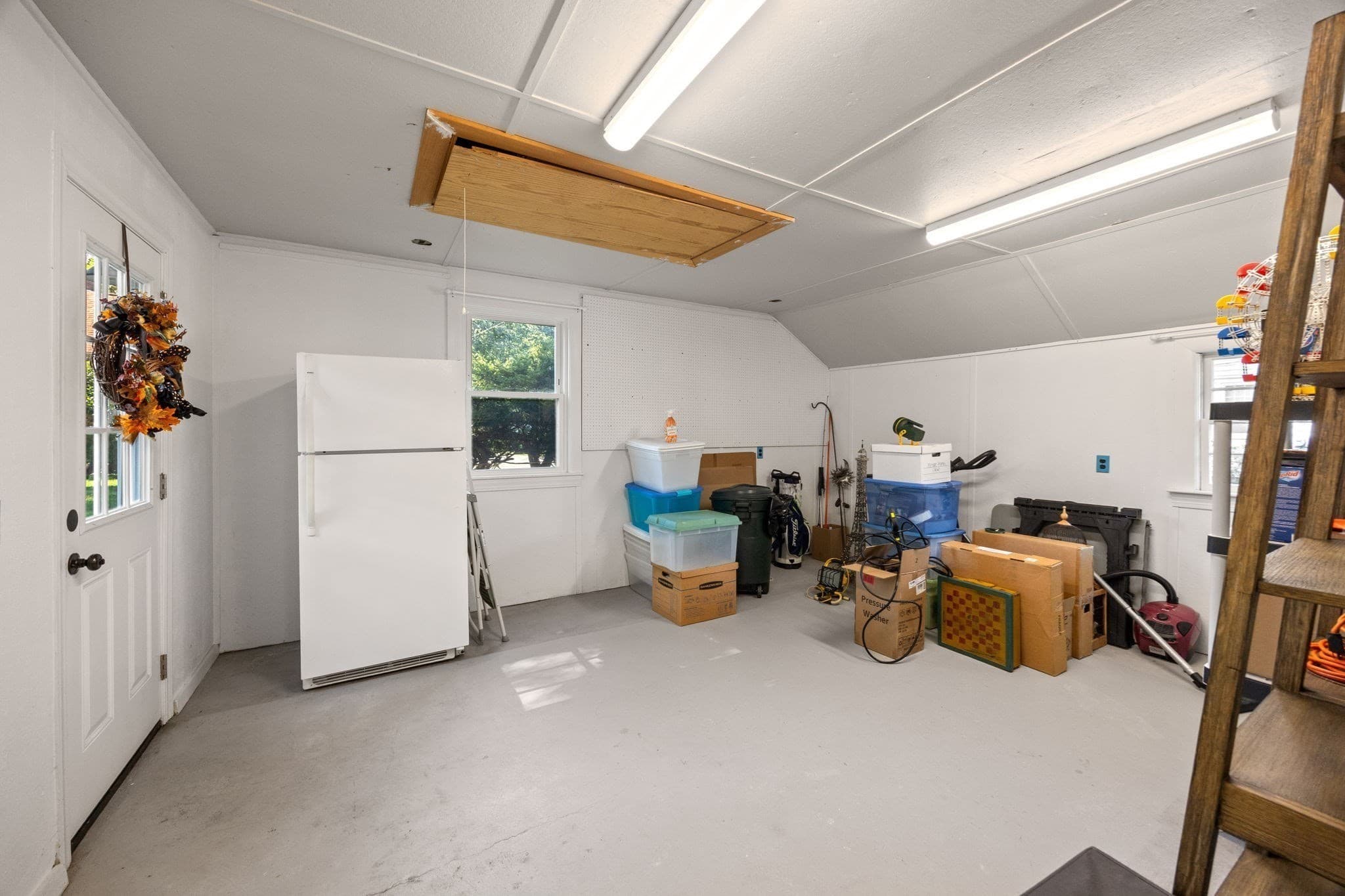 Single Family Residence at 4 Beatty Ln, Easton MA 02375, Easton, photo 33 of 40