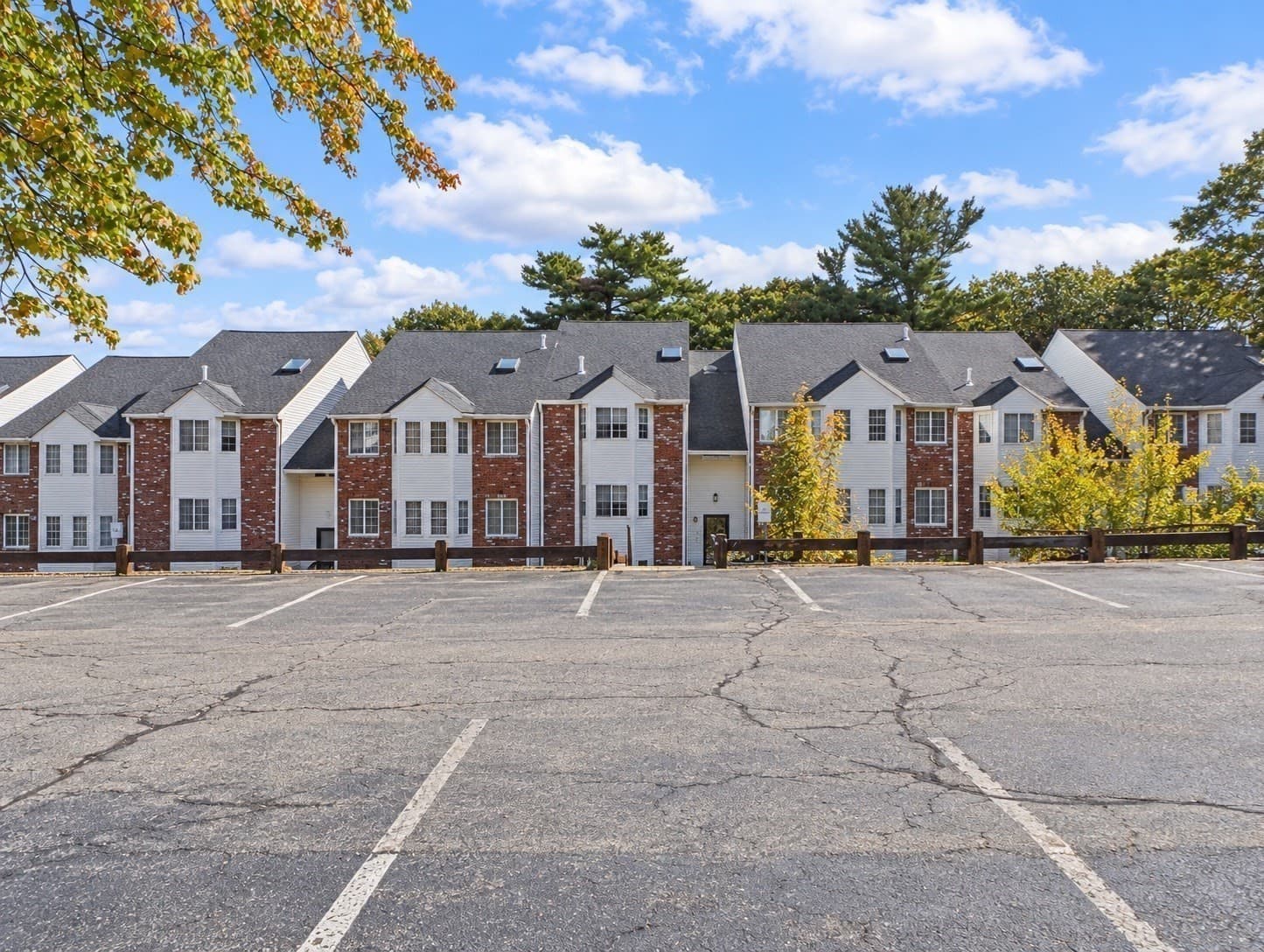 Condominium at 116 Tall Oaks Drive # M, Weymouth MA 02190, Weymouth, photo 2 of 32