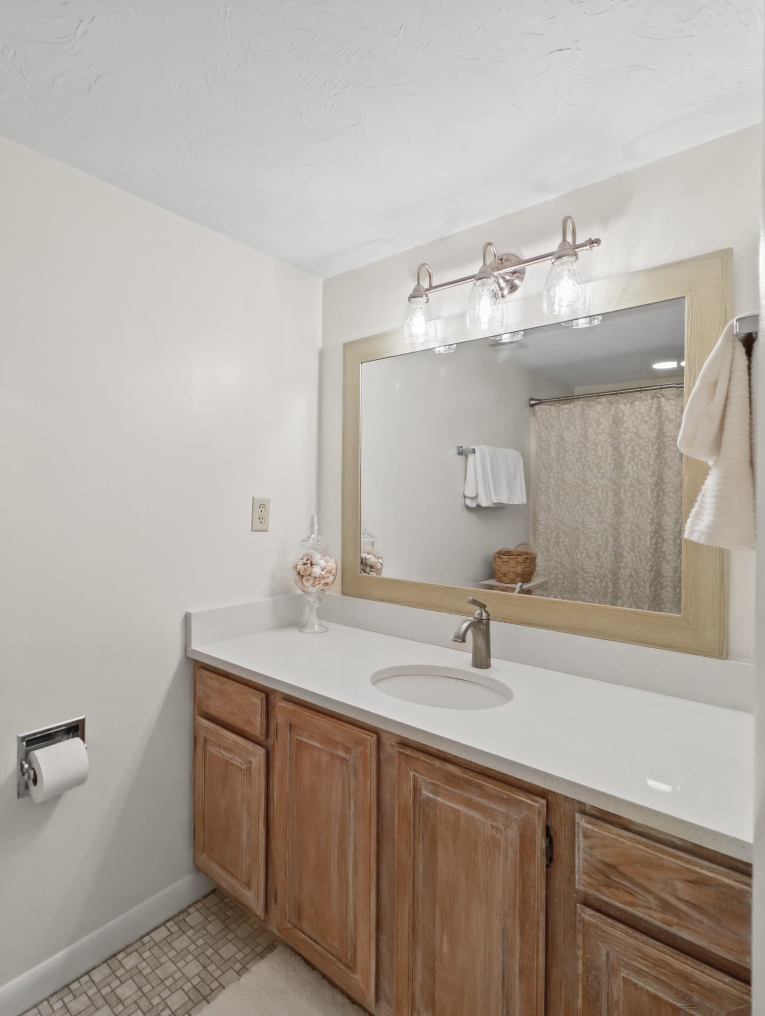 Condominium at 116 Tall Oaks Drive # M, Weymouth MA 02190, Weymouth, photo 26 of 32